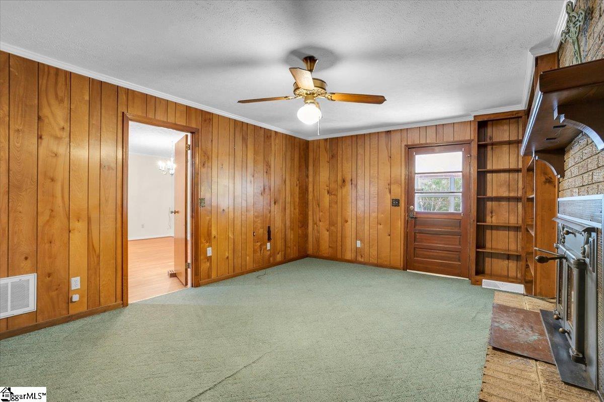 219 Greenbriar Drive