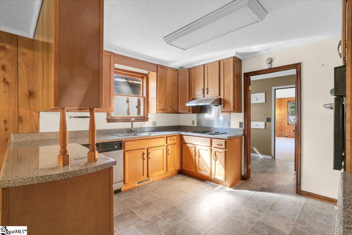 219 Greenbriar Drive