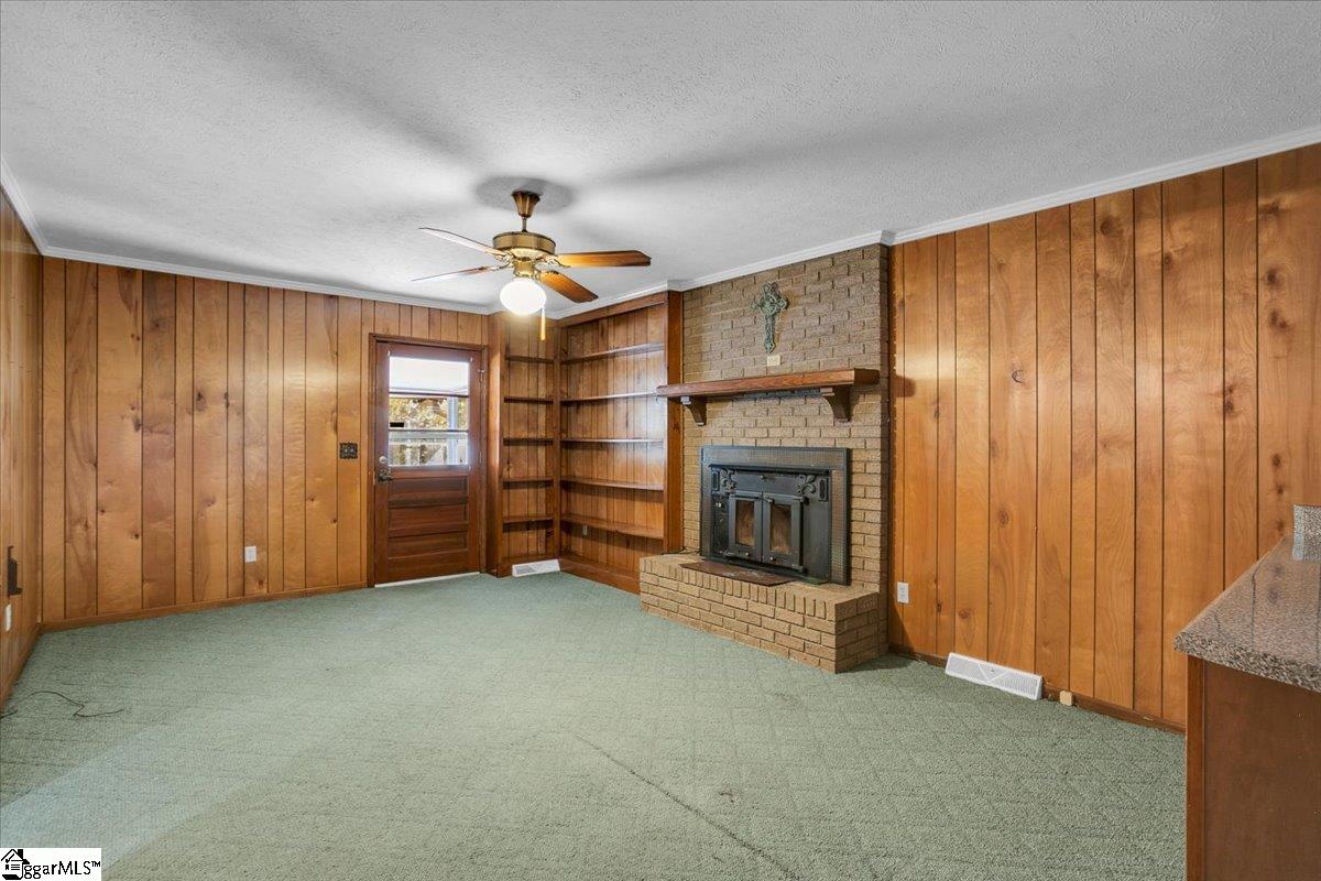 219 Greenbriar Drive