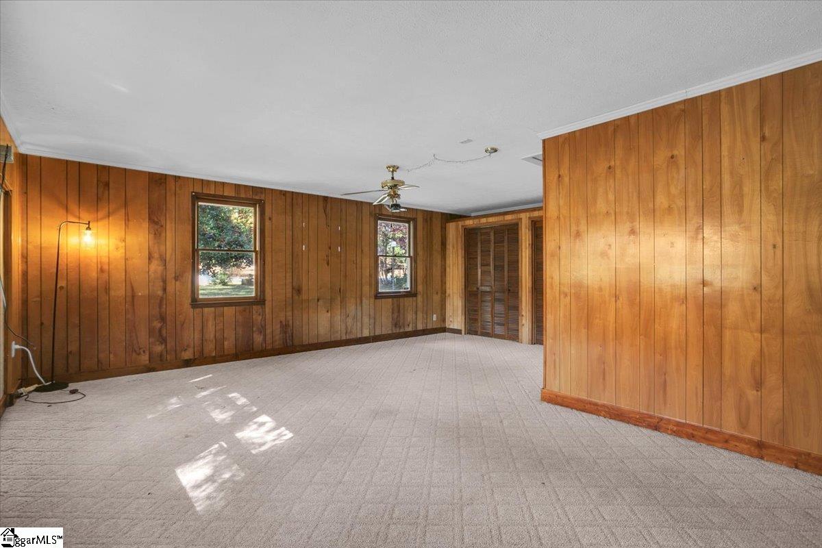 219 Greenbriar Drive