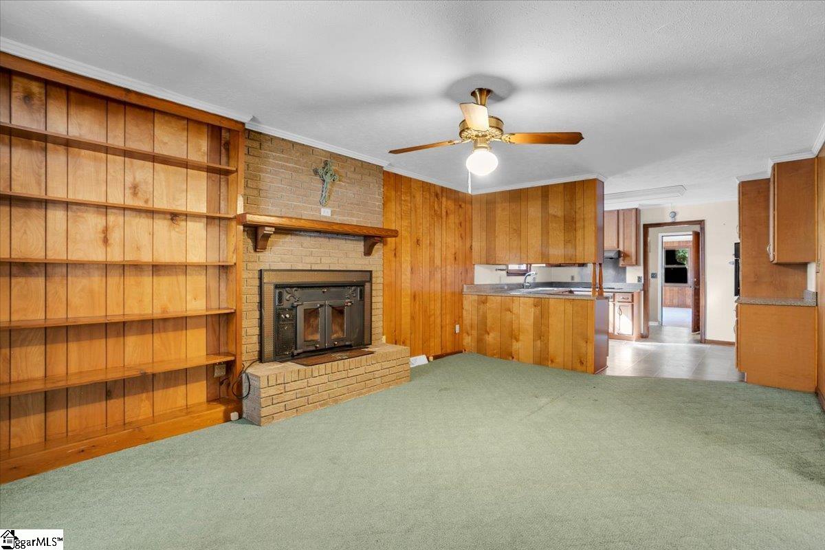 219 Greenbriar Drive