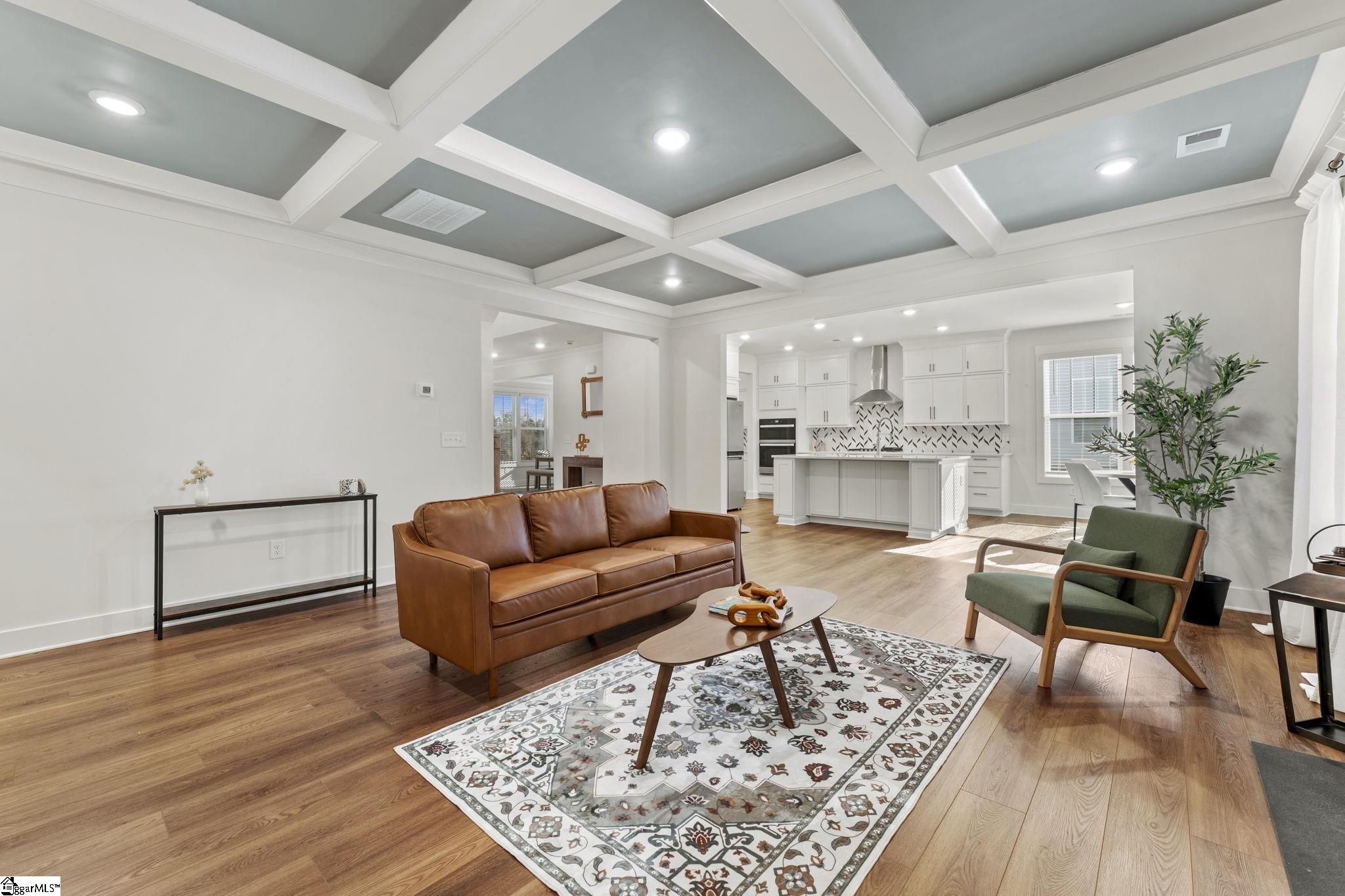 3467 Six Mile Highway