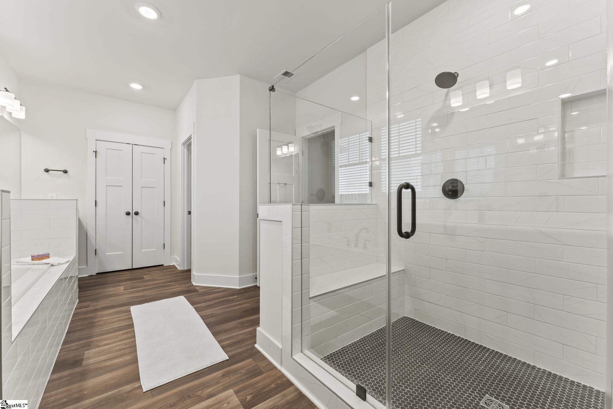 3467 Six Mile Highway