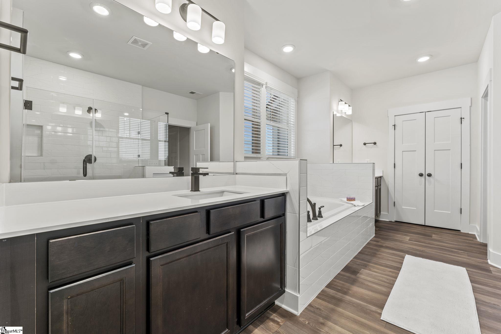 3467 Six Mile Highway