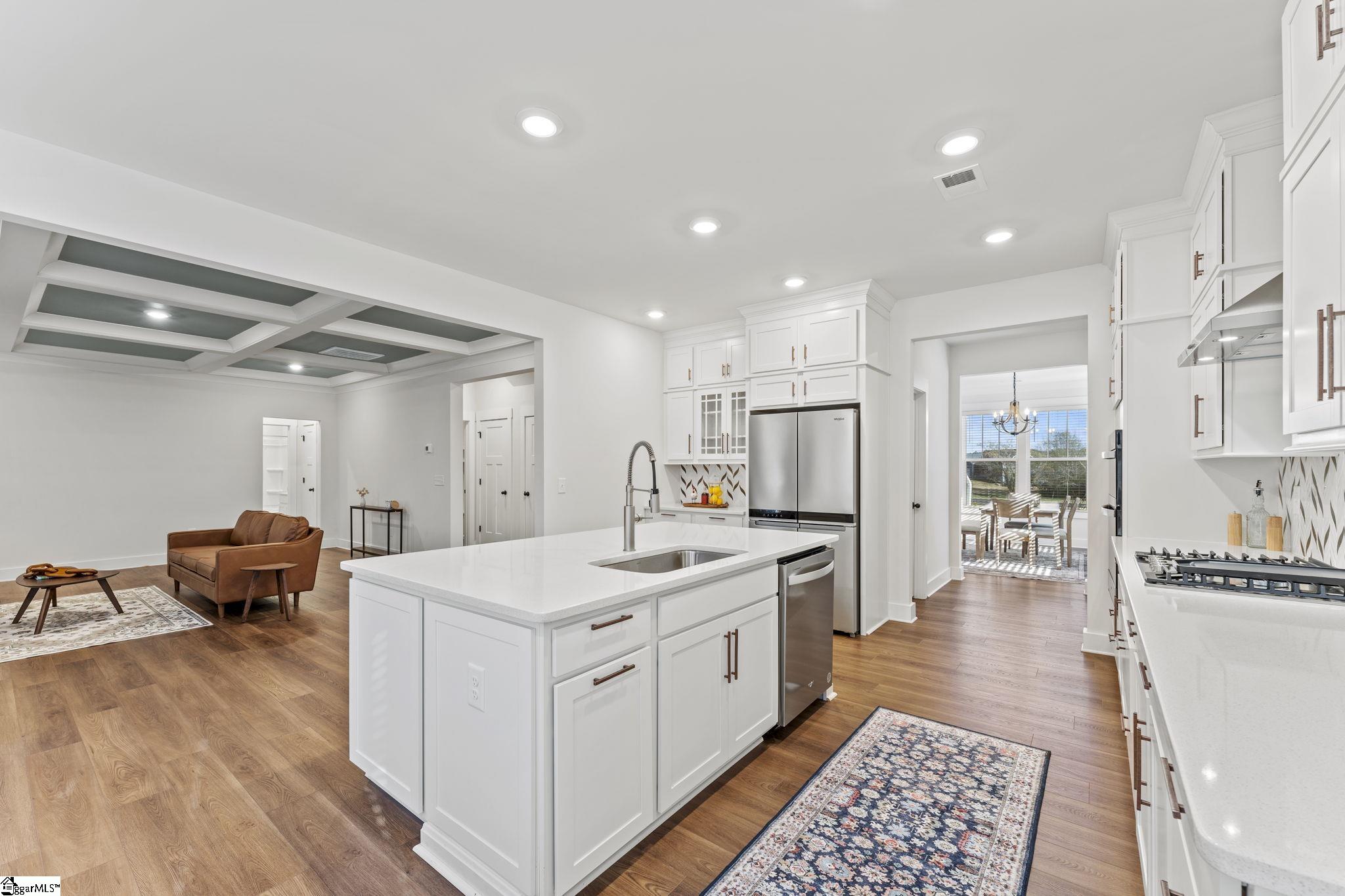 3467 Six Mile Highway