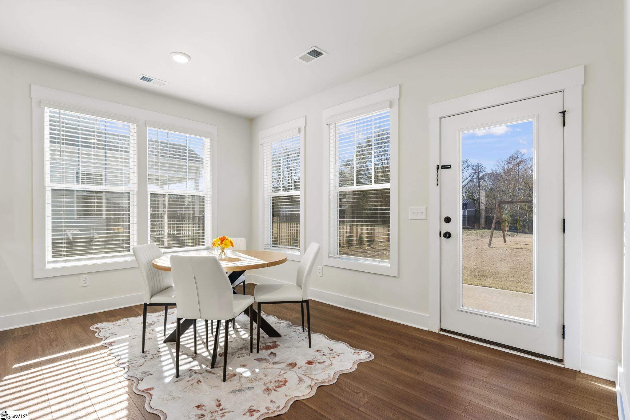 3467 Six Mile Highway