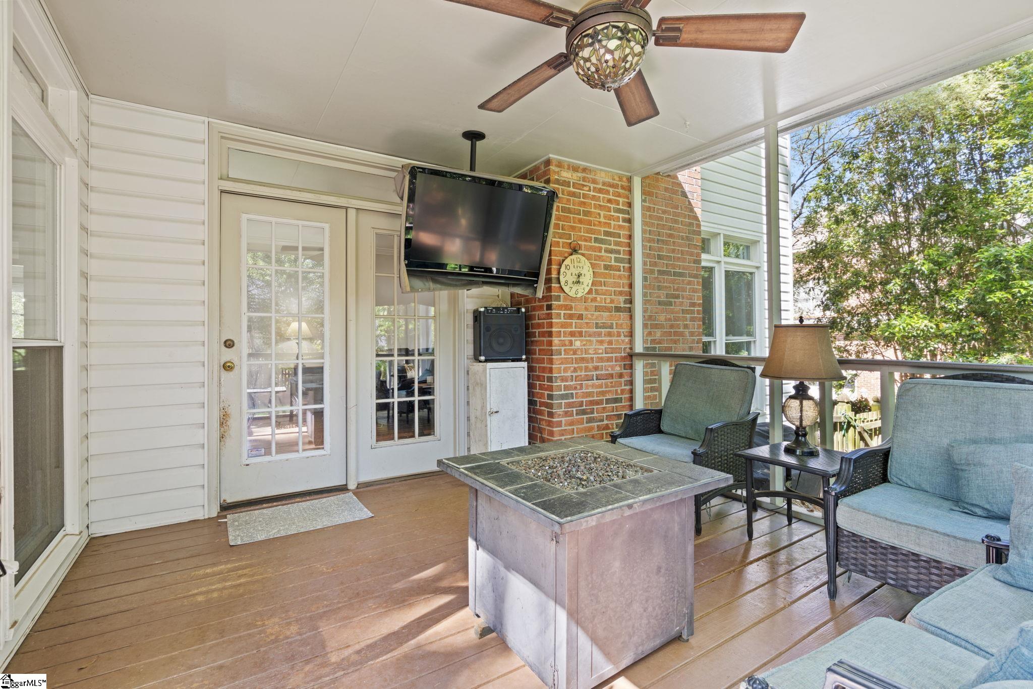 212 River Walk Drive