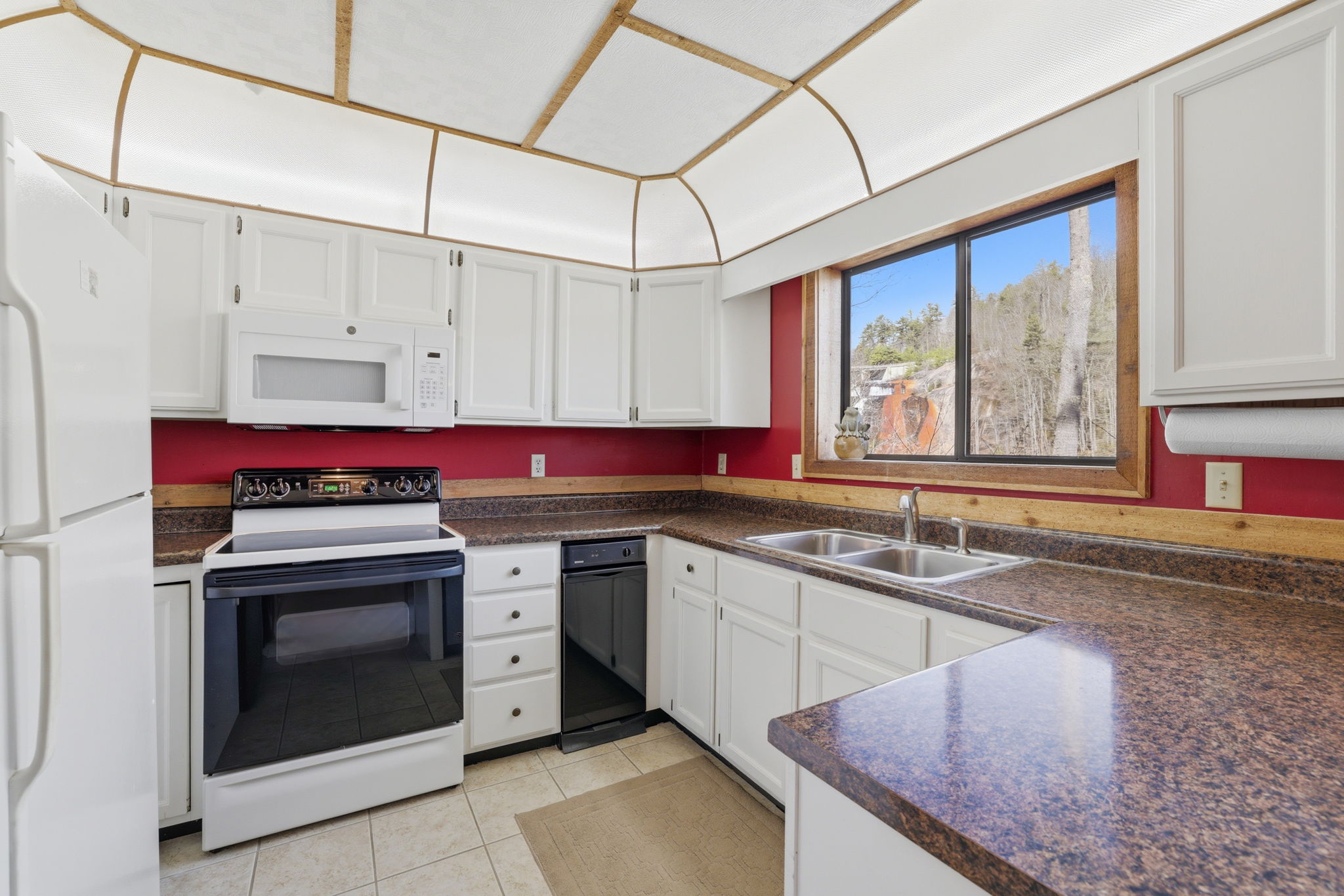 221 Toxaway Falls Drive 1A