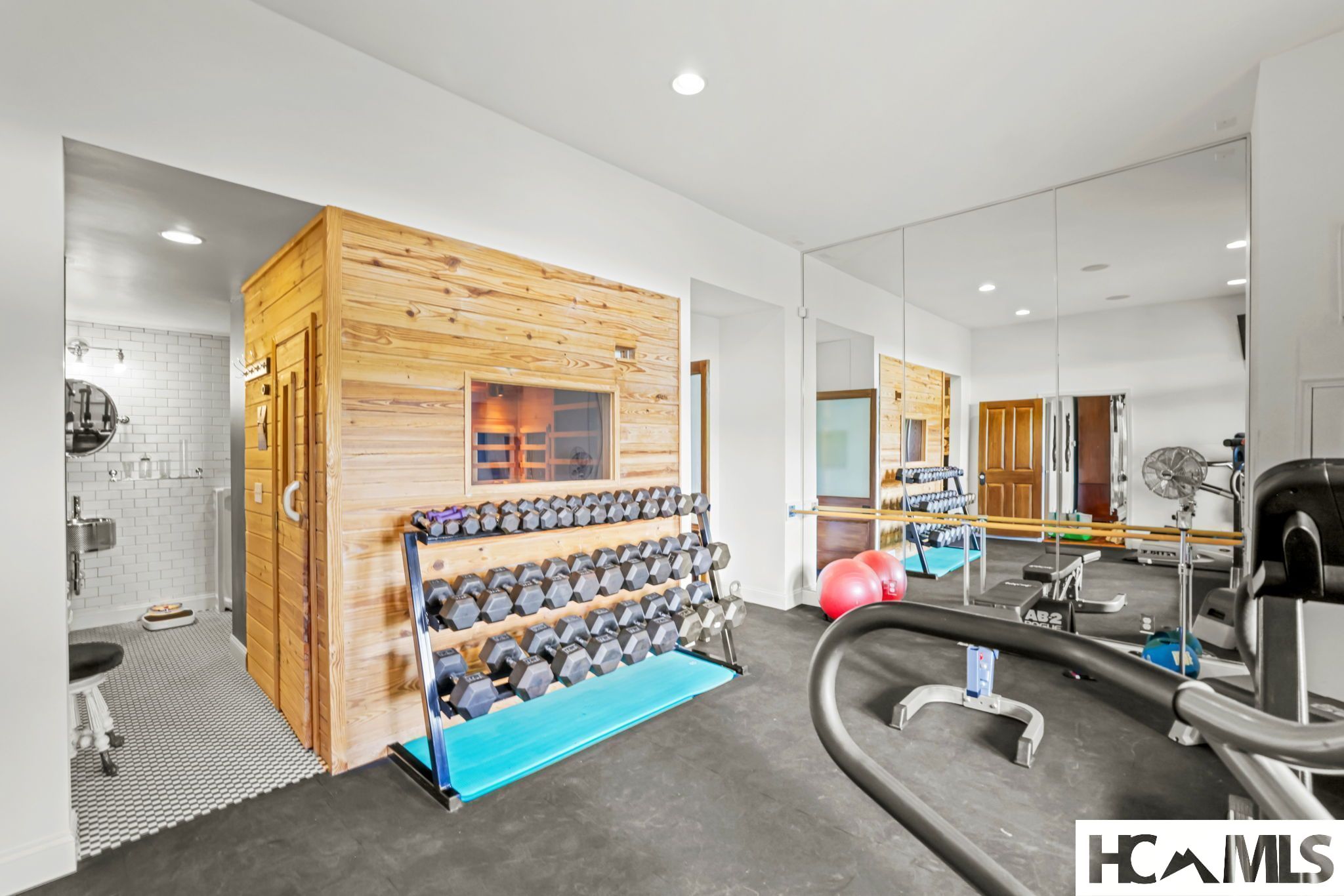 1052 Toxaway Drive