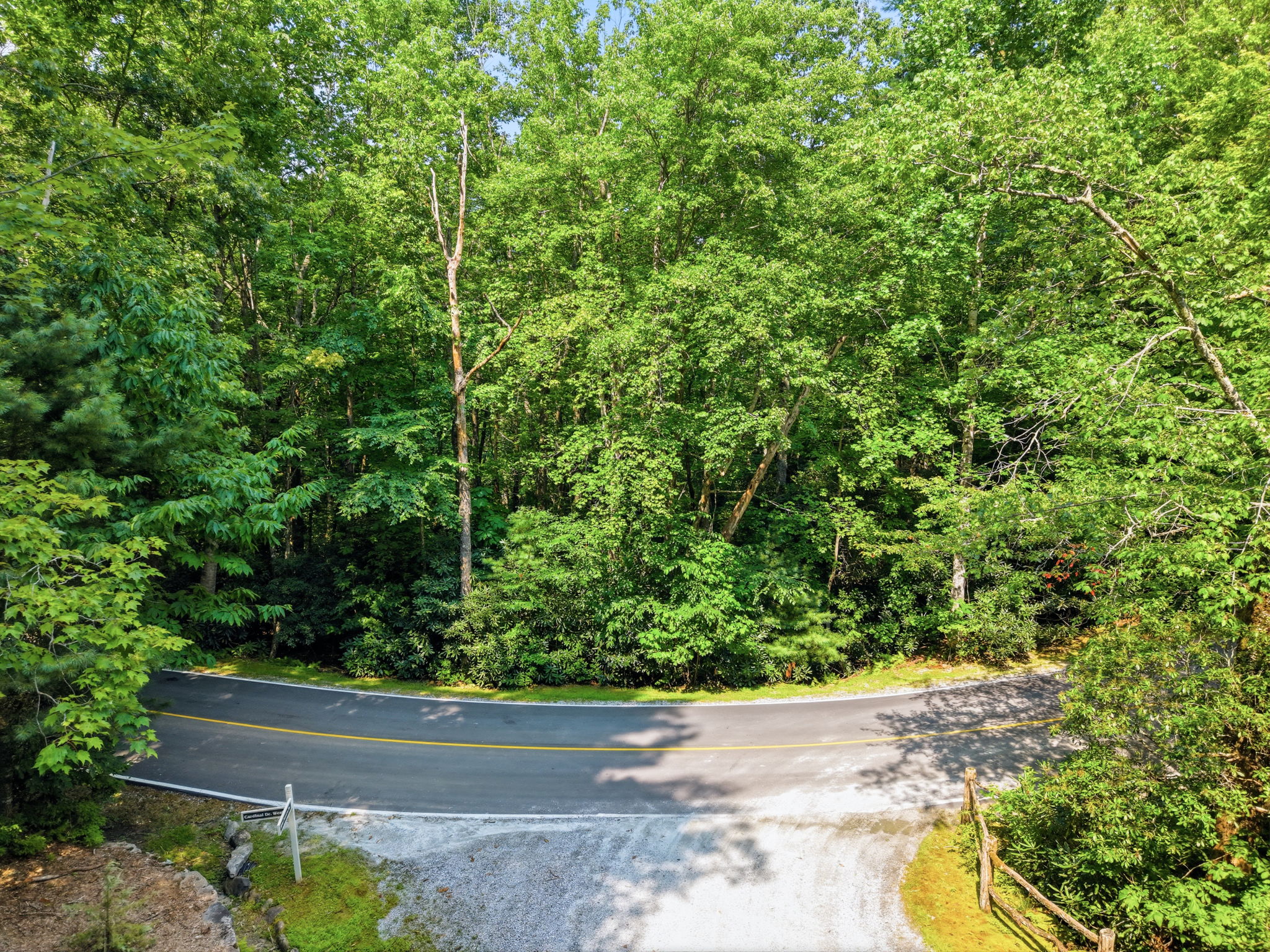 B M L3 Cardinal Drive