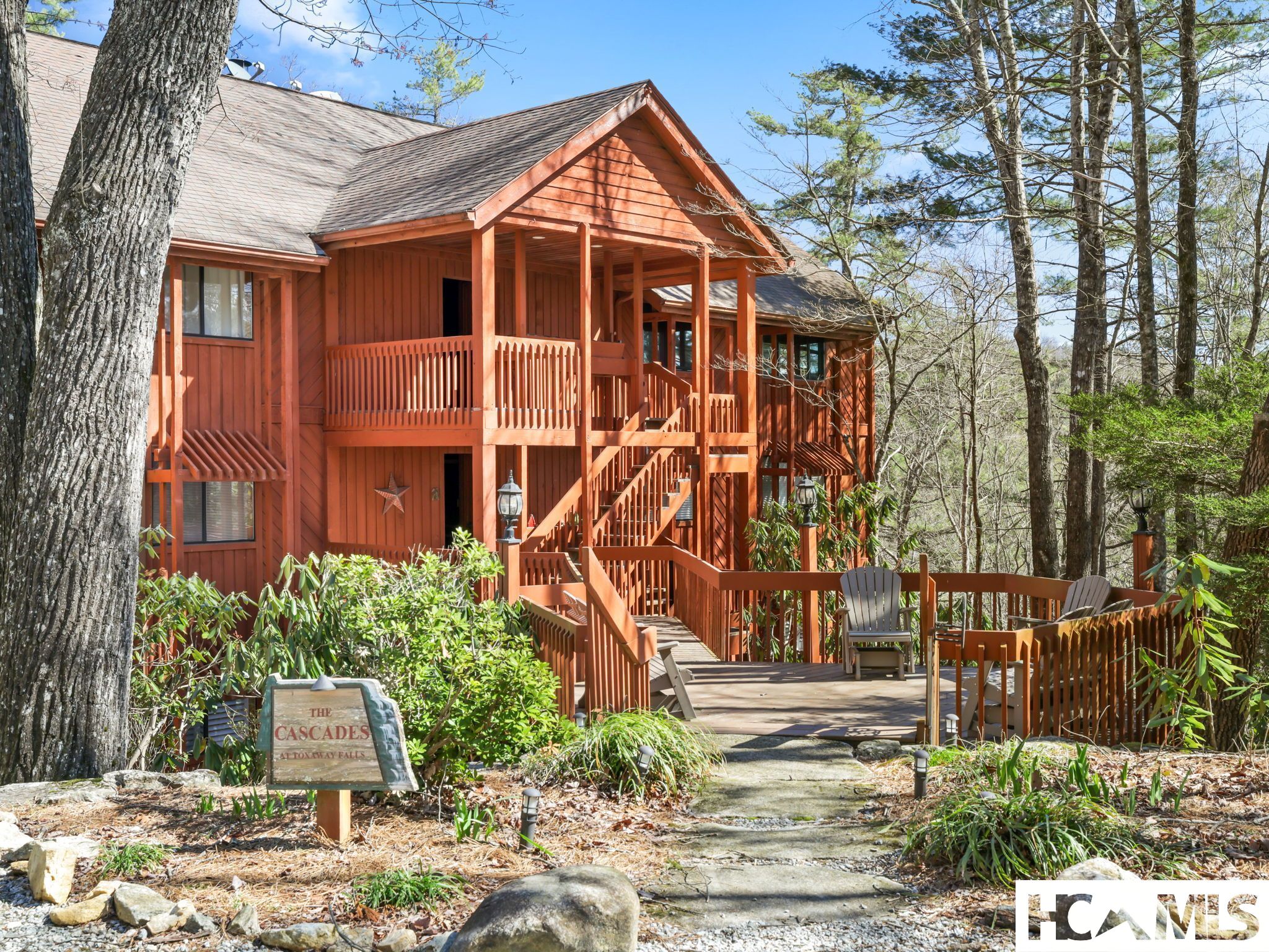 221 Toxaway Falls Drive 1A