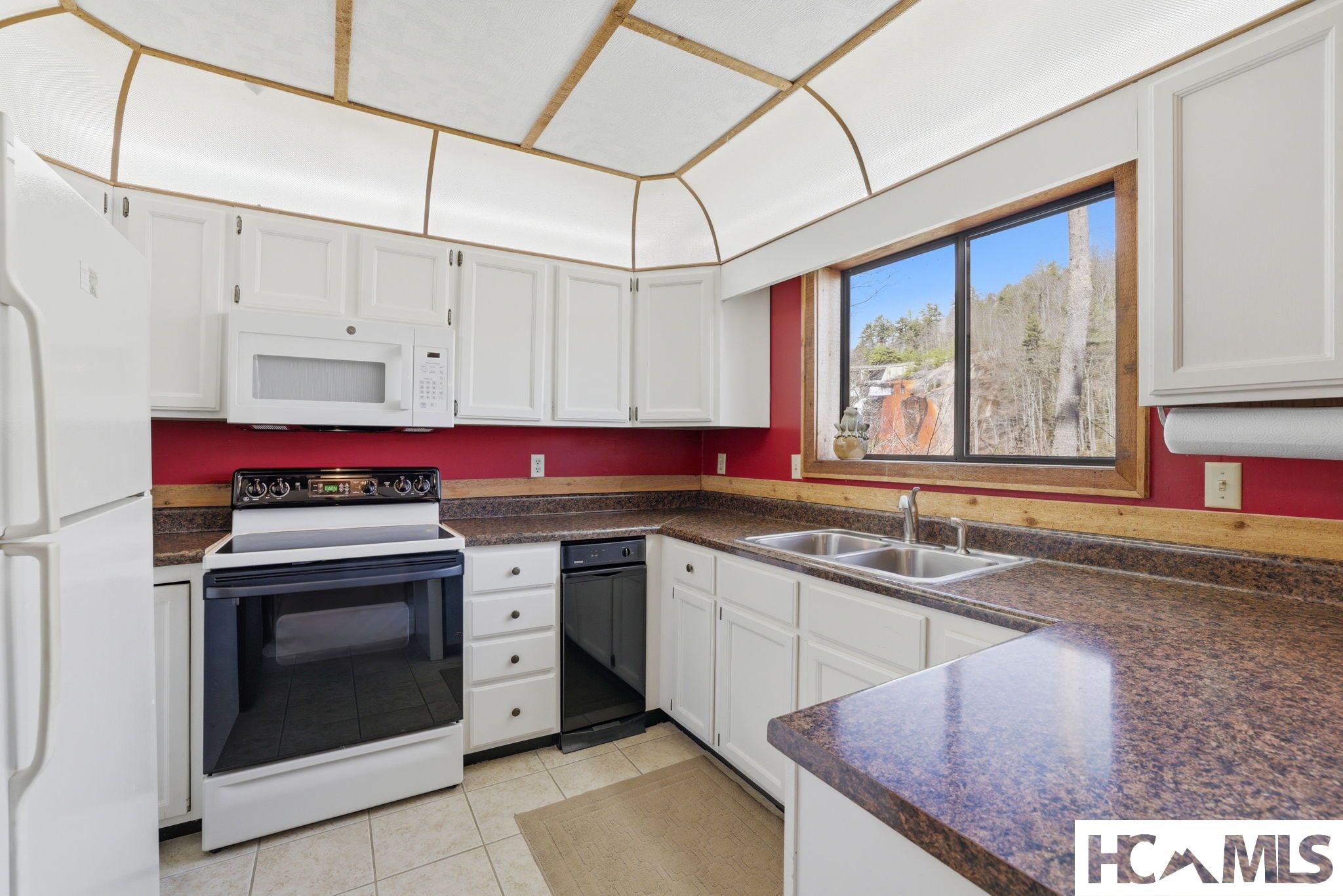 221 Toxaway Falls Drive 1A