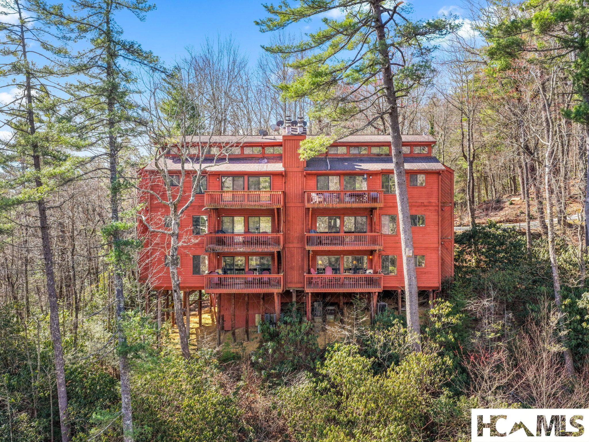 221 Toxaway Falls Drive 1A