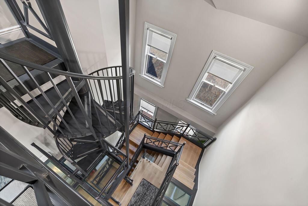 649 S 5th Street