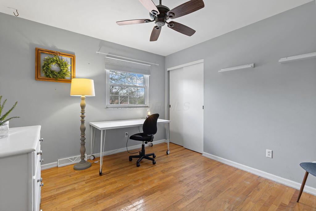 6899 Cedar Brook Glen
