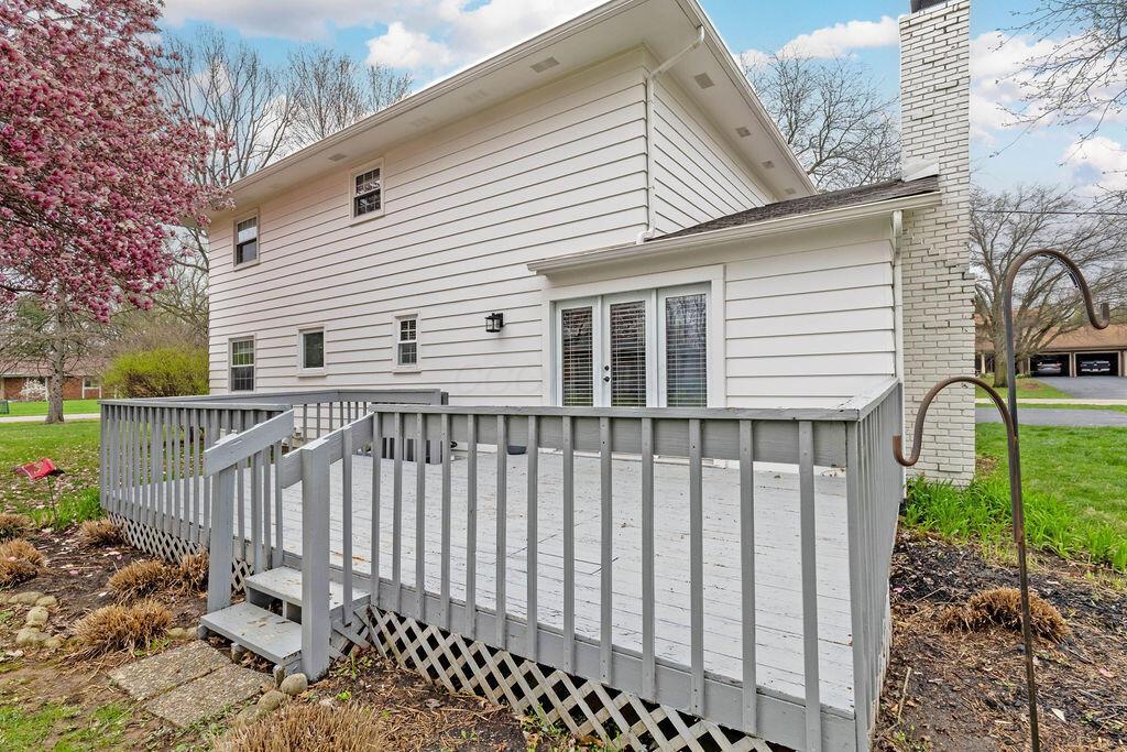 6899 Cedar Brook Glen