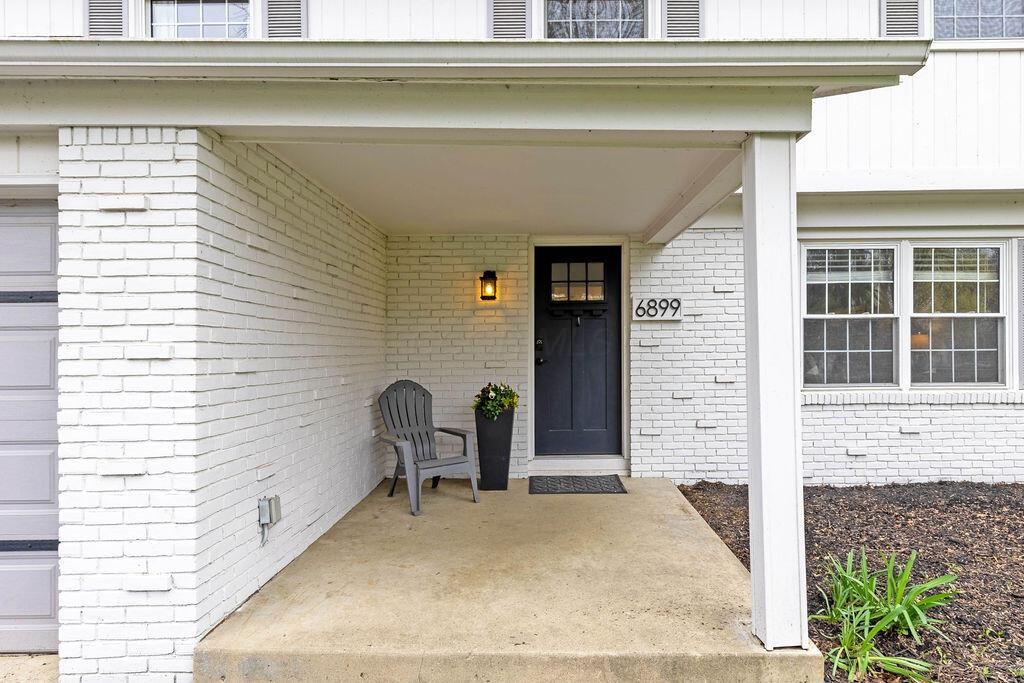 6899 Cedar Brook Glen