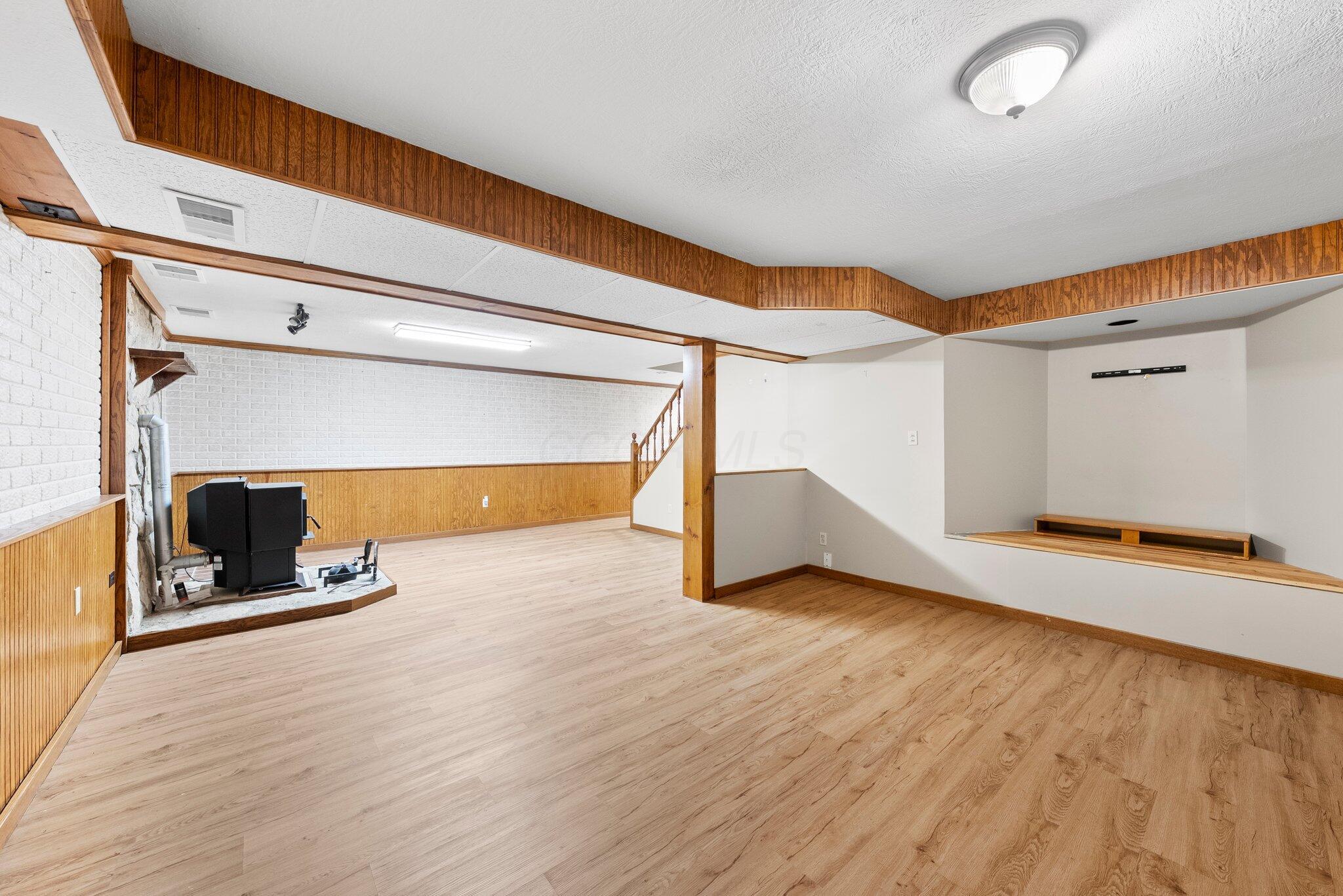 2377 Hardscrabble Road