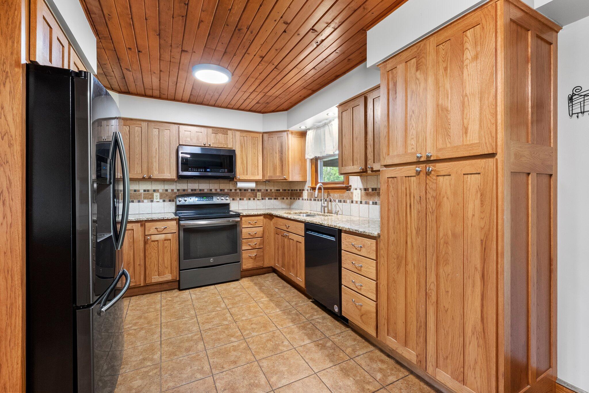 2377 Hardscrabble Road