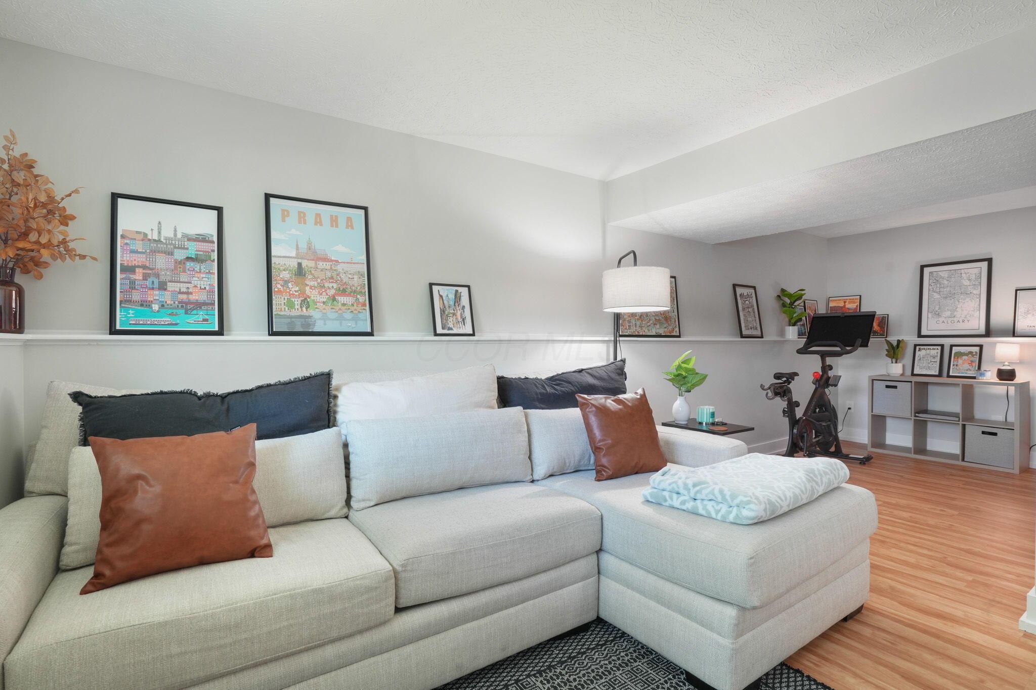 5133 Hidden View Drive