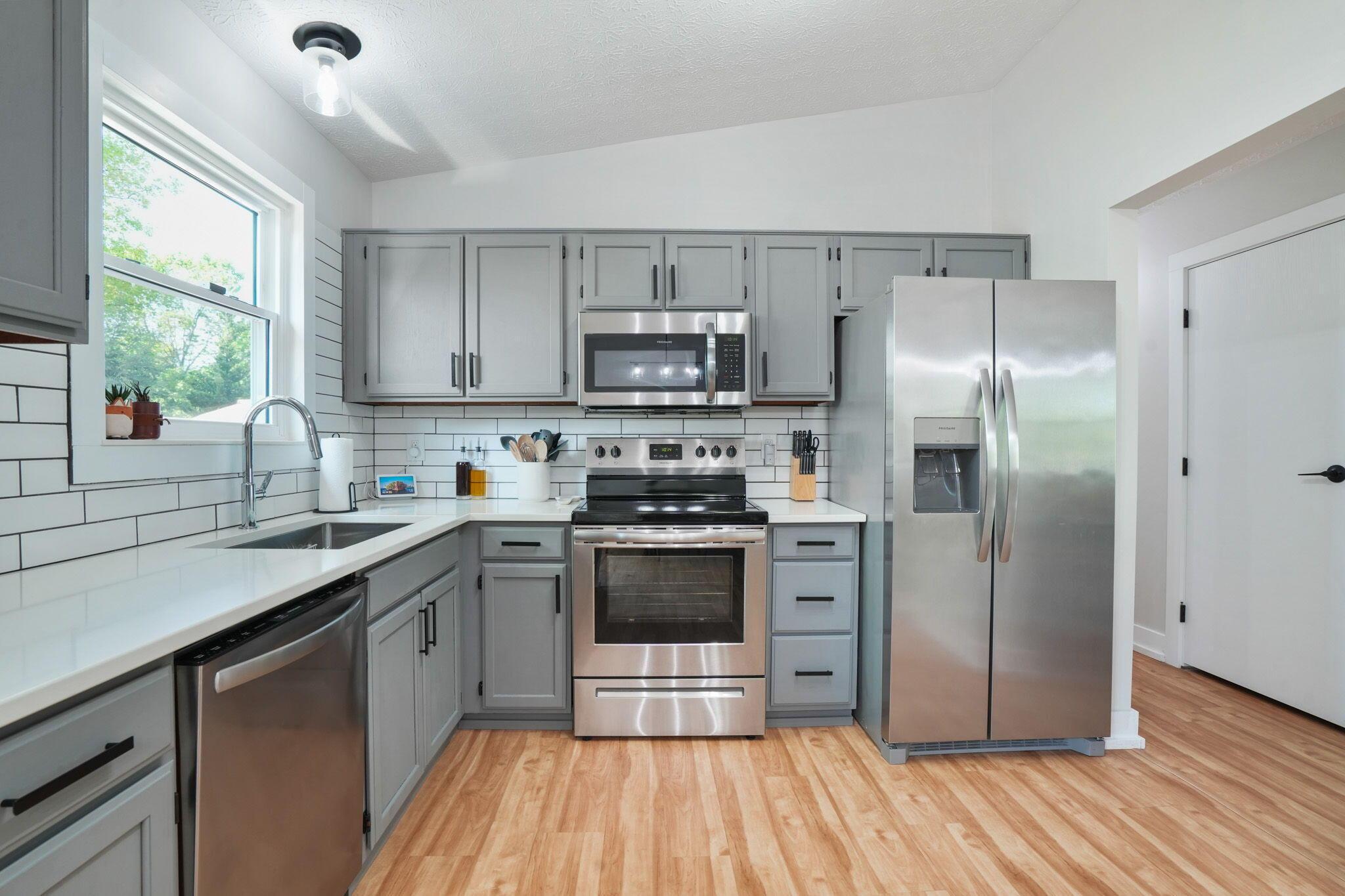5133 Hidden View Drive