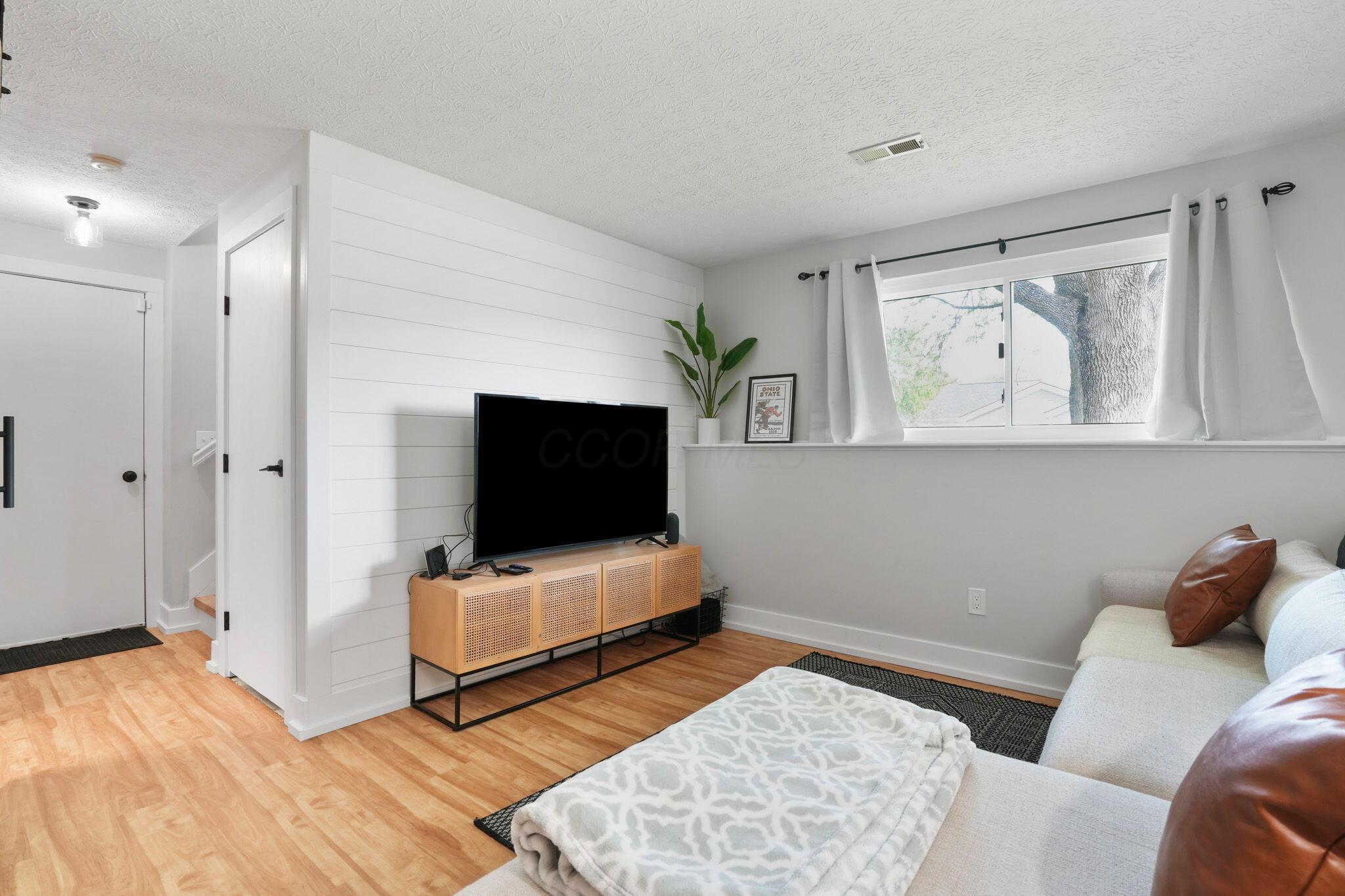 5133 Hidden View Drive