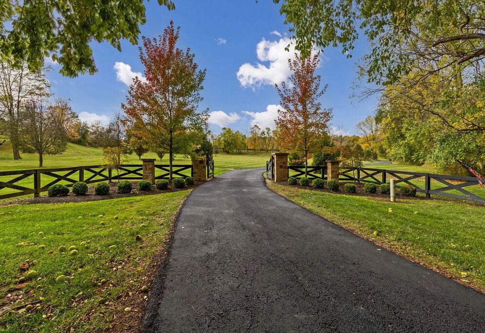 4056 Courter Road SW