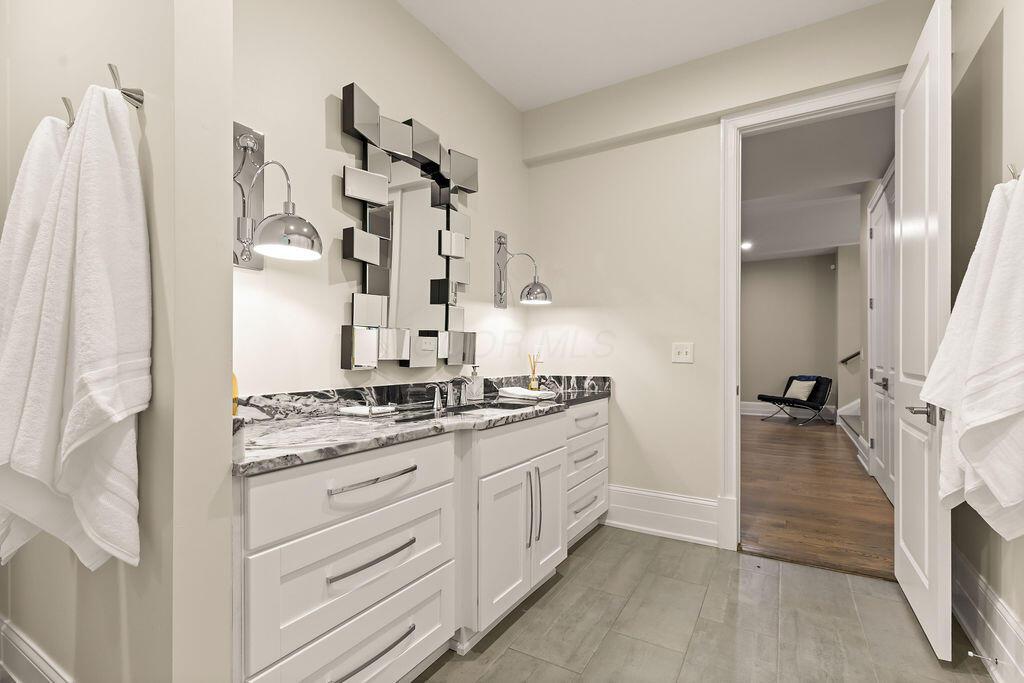 4056 Courter Road SW