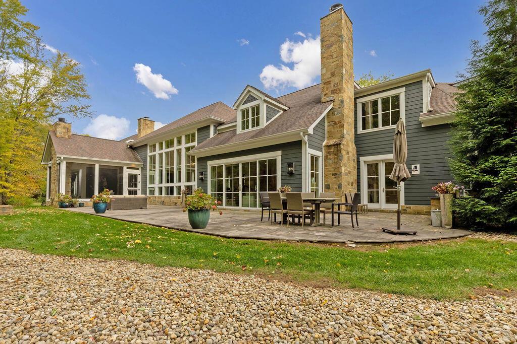 4056 Courter Road SW