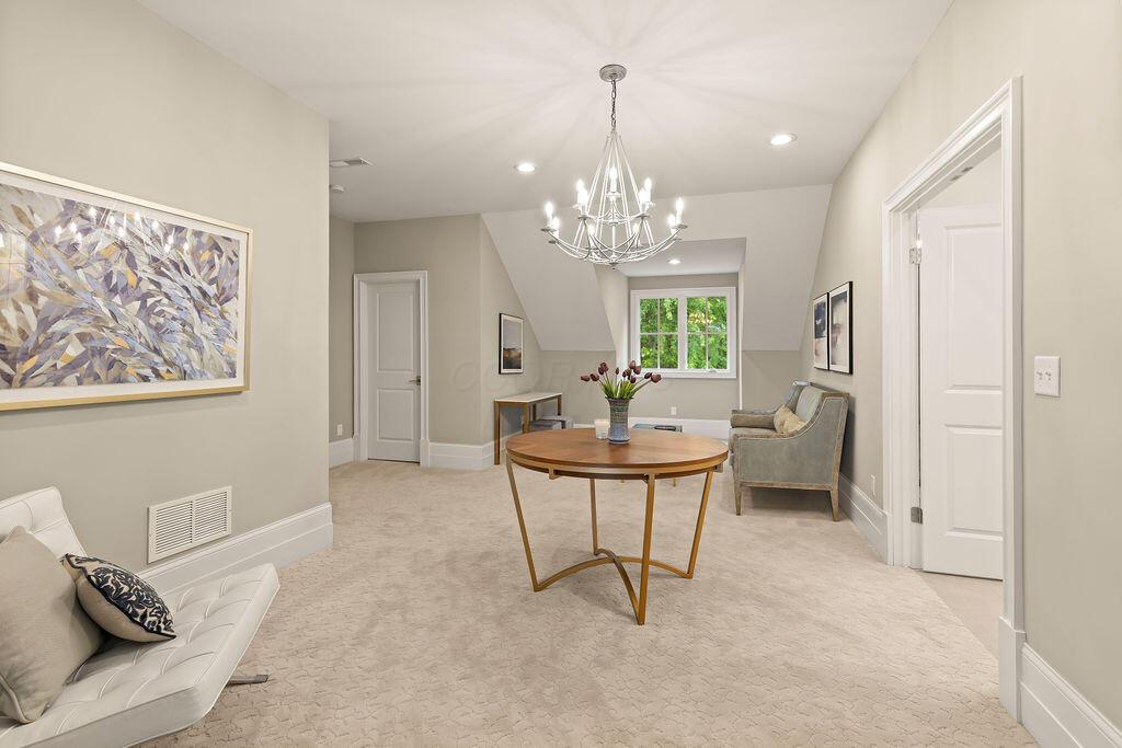 4056 Courter Road SW