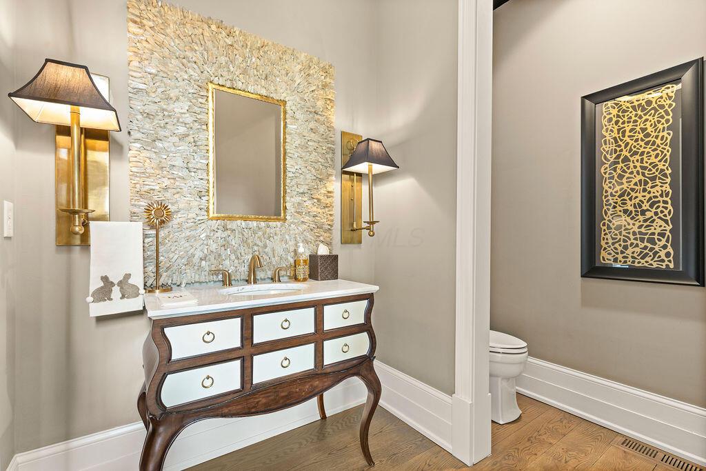 4056 Courter Road SW