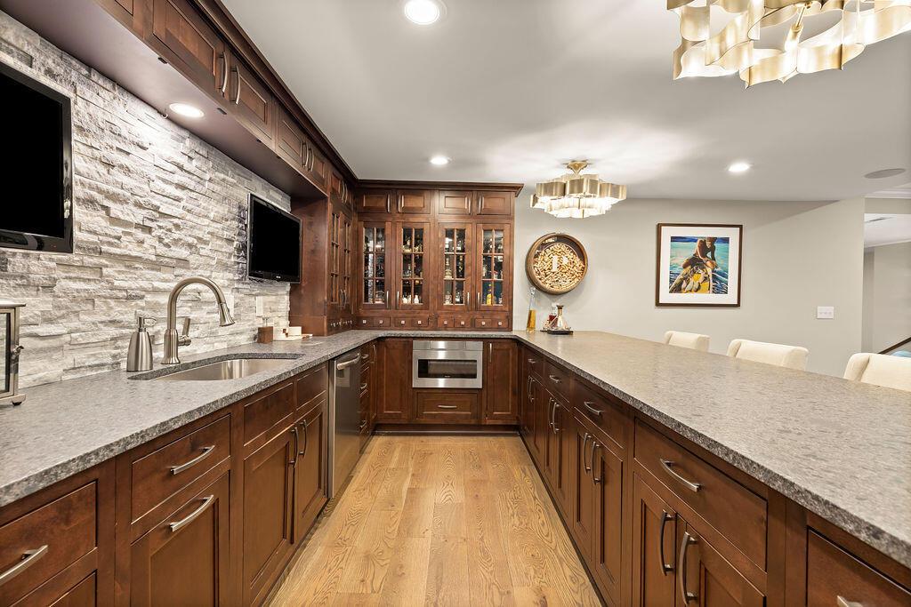 4056 Courter Road SW