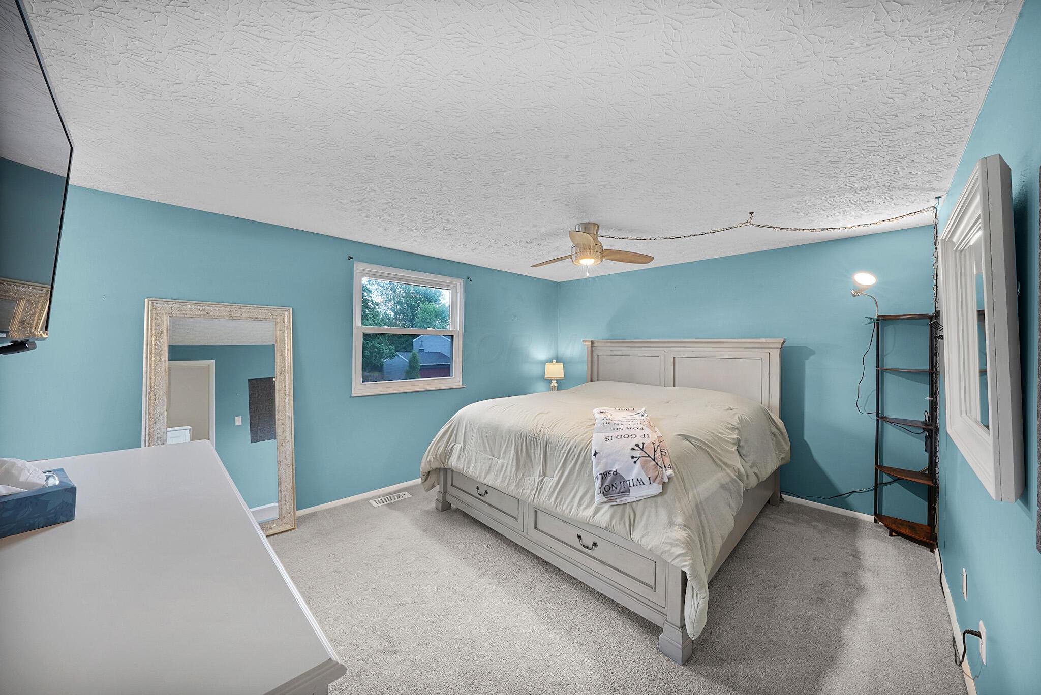 2191 Smoky View Boulevard