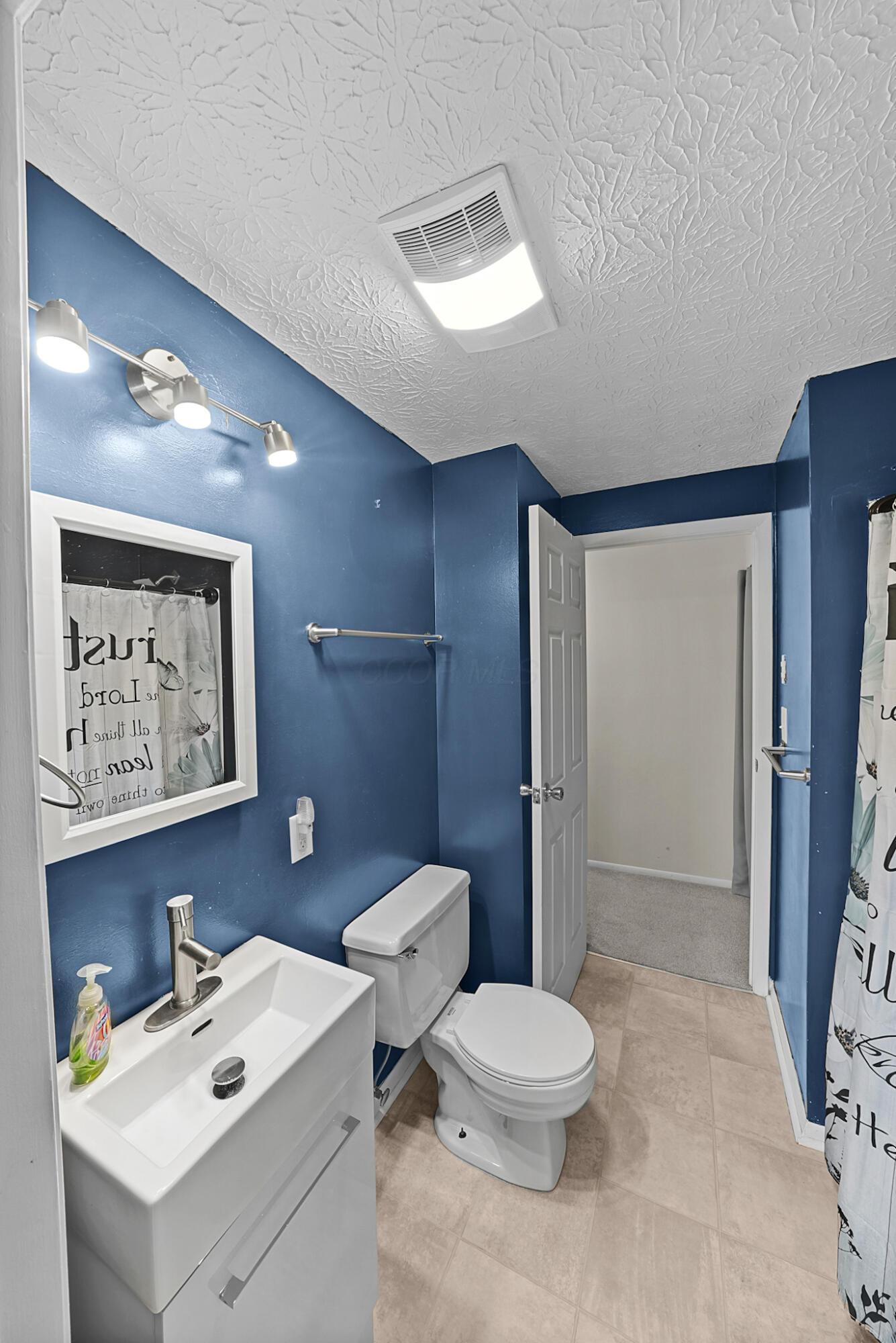 2191 Smoky View Boulevard