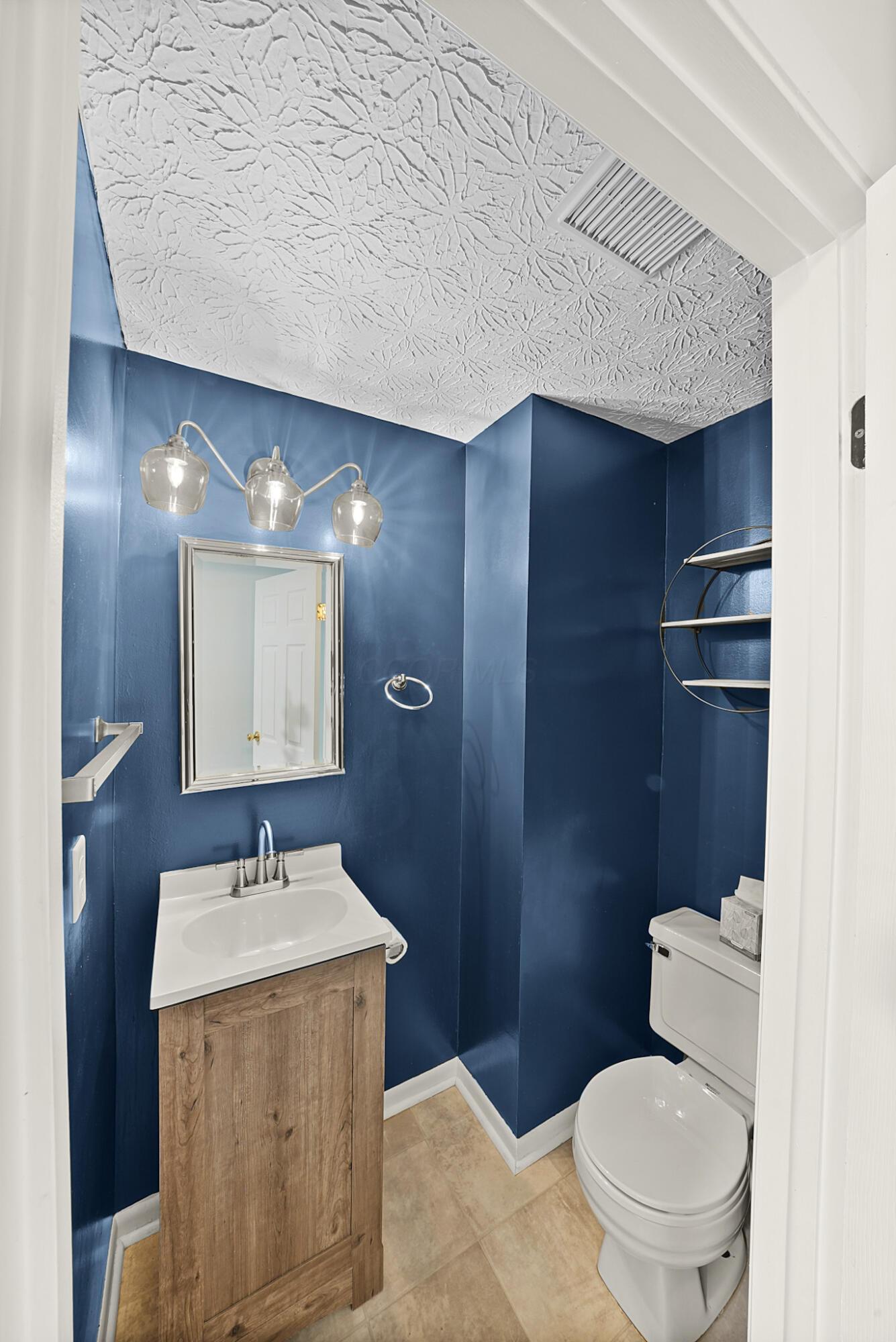 2191 Smoky View Boulevard