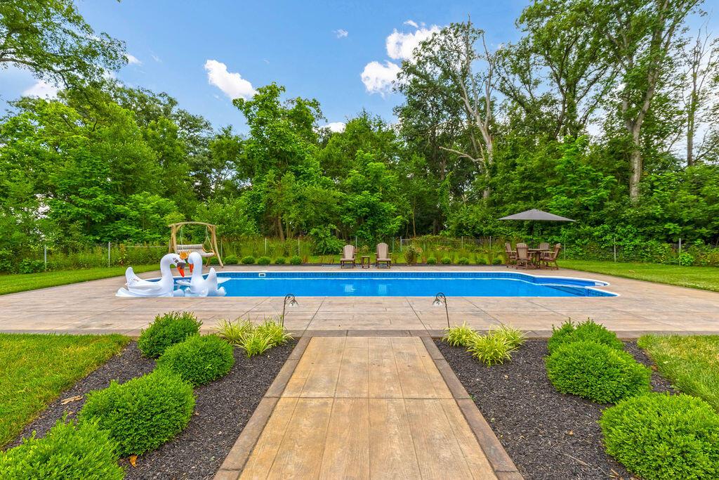 3150 Middle Pike