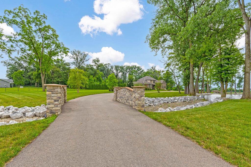 3150 Middle Pike