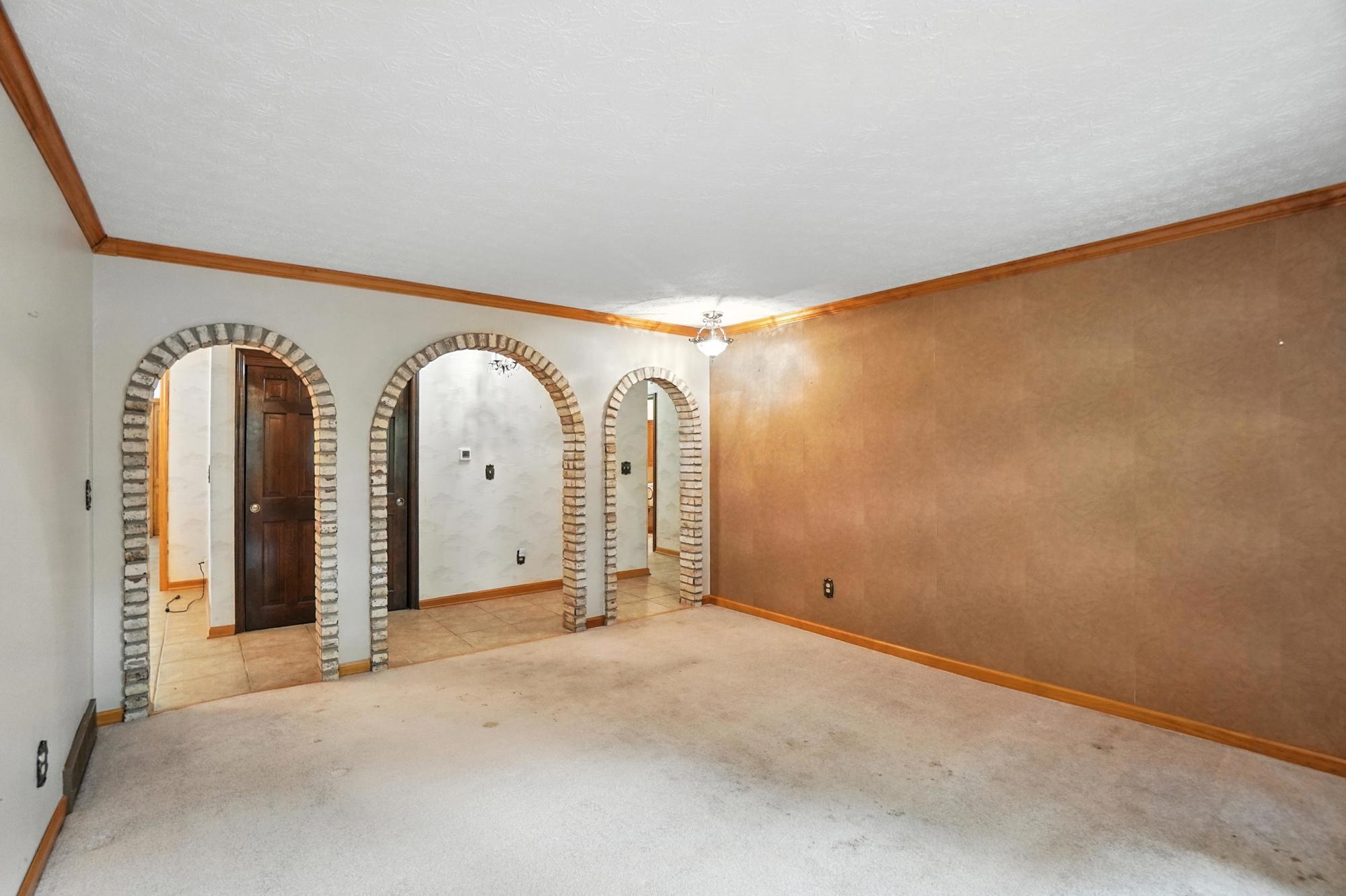 6253 Headley Heights Court