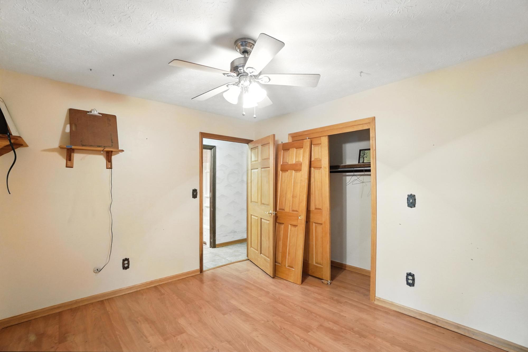 6253 Headley Heights Court