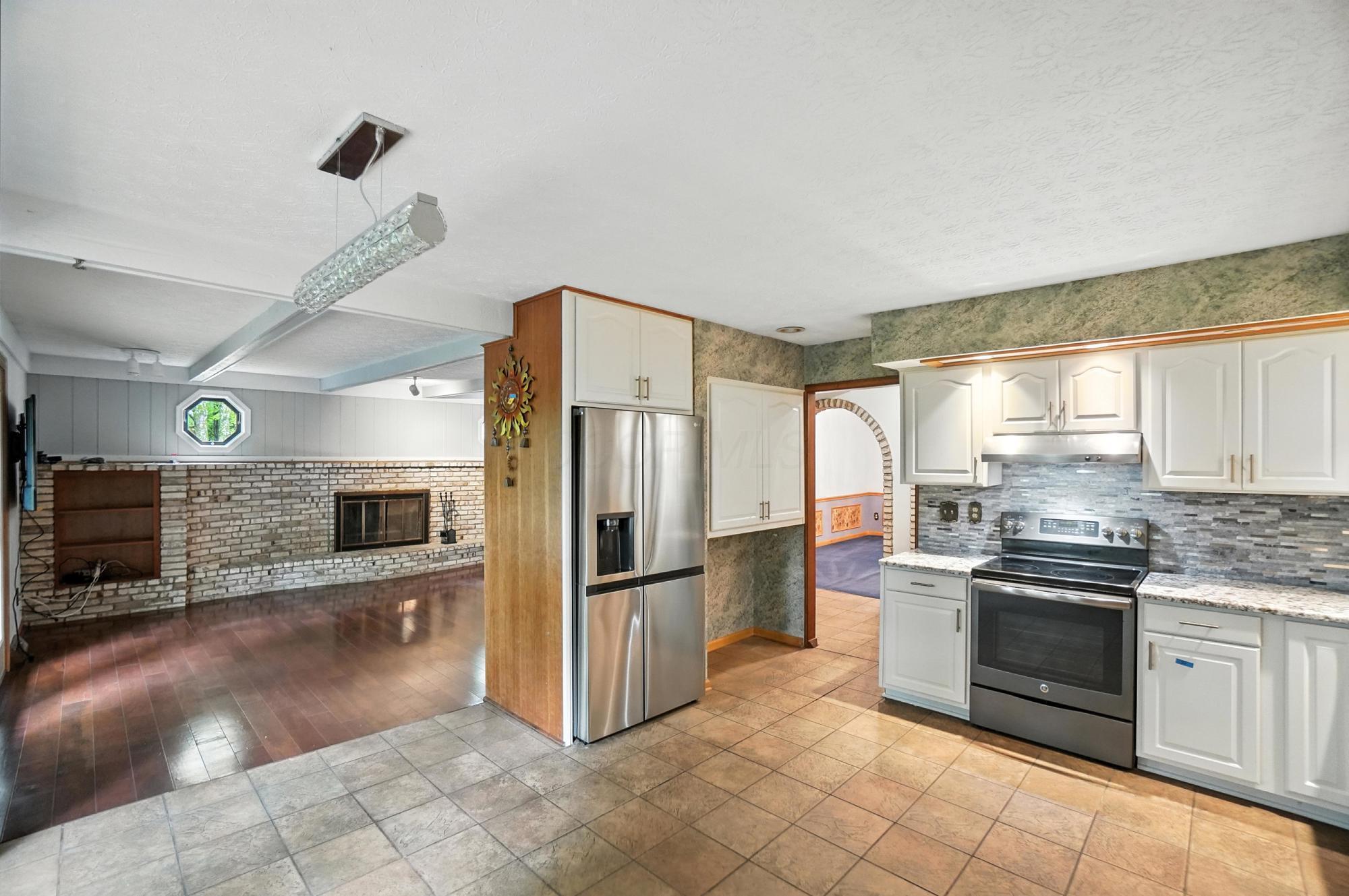 6253 Headley Heights Court