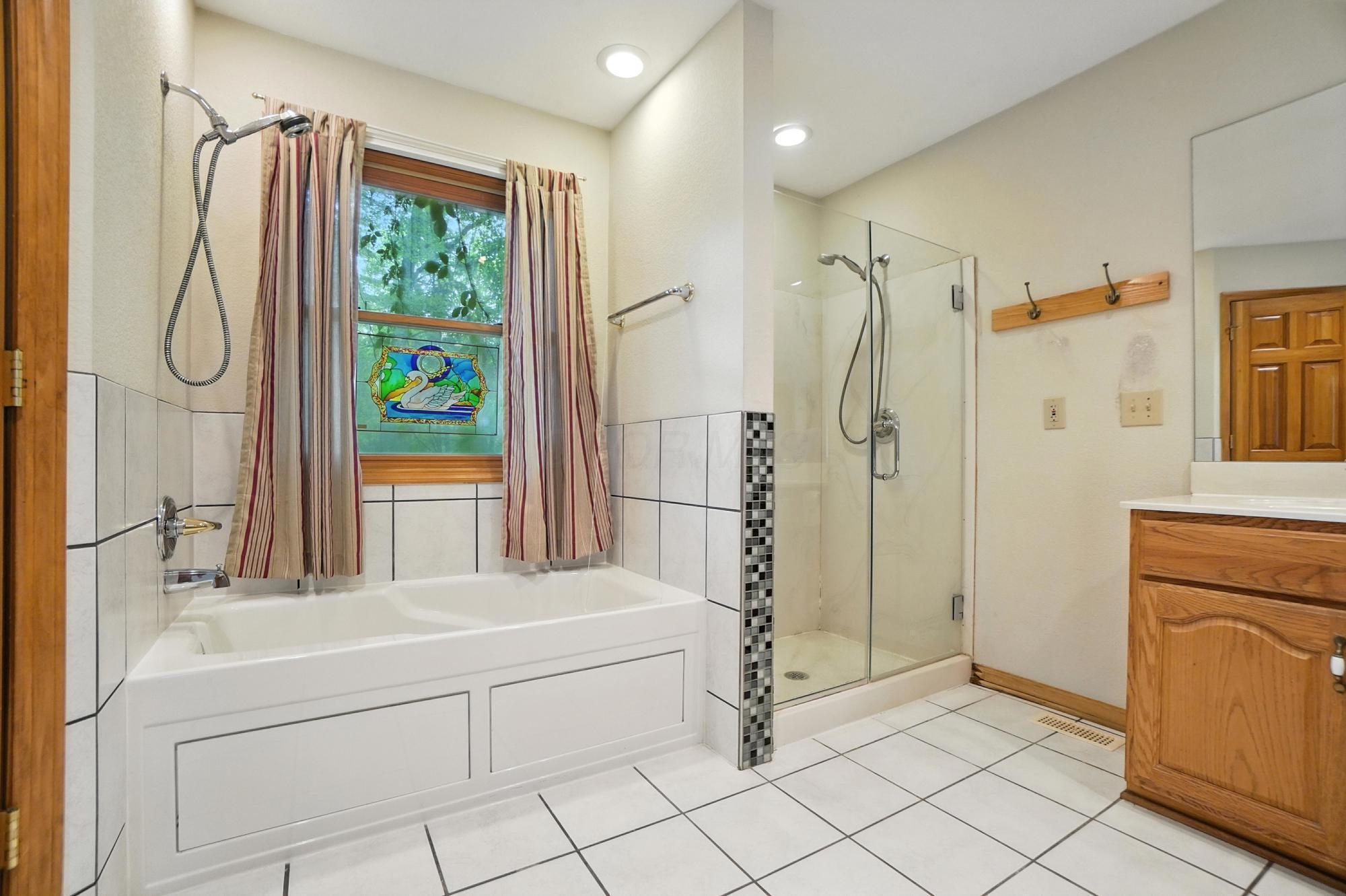 6253 Headley Heights Court