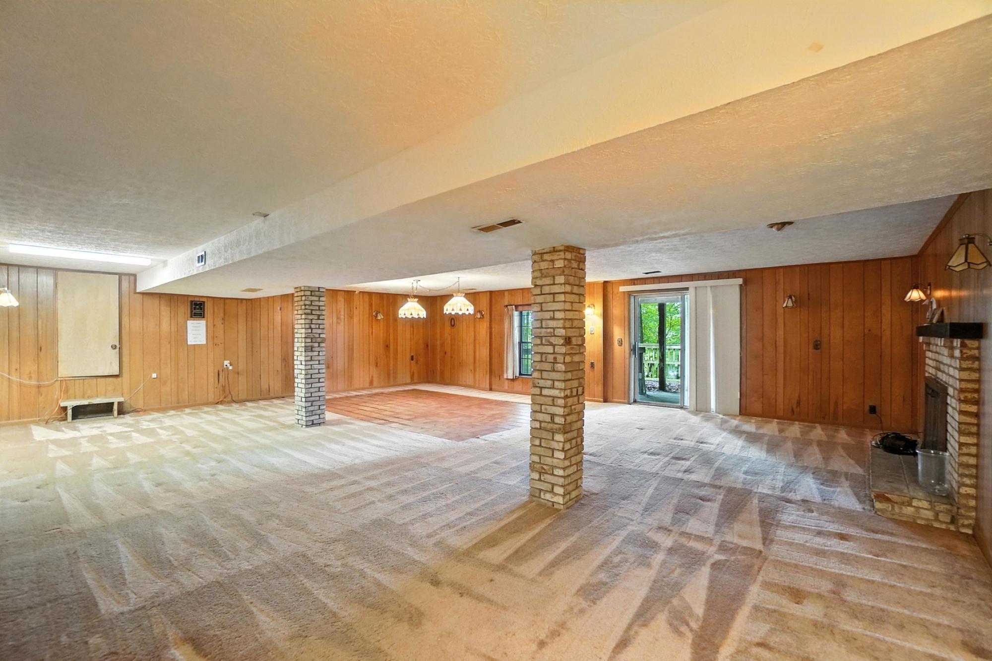 6253 Headley Heights Court