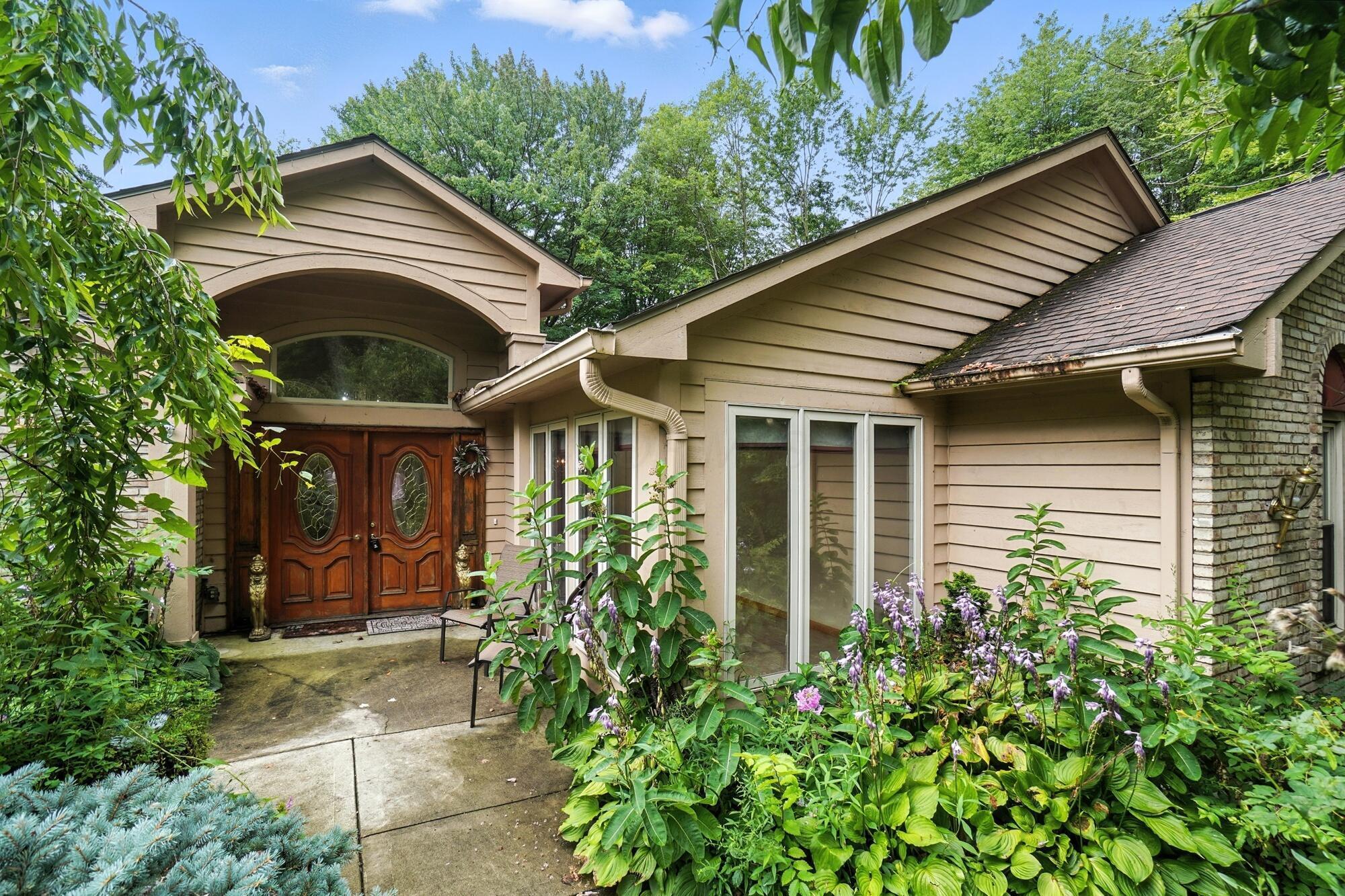 6253 Headley Heights Court