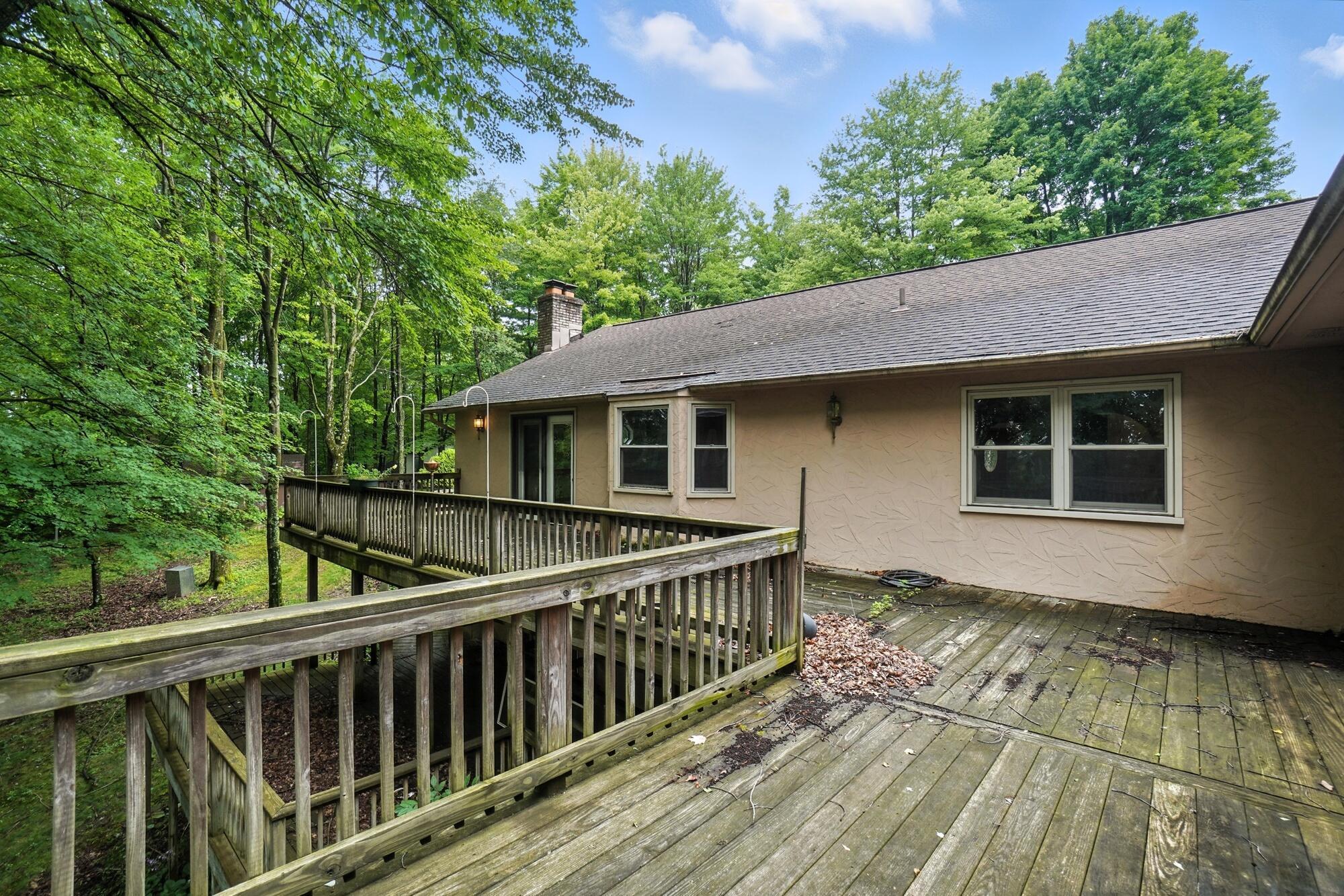 6253 Headley Heights Court