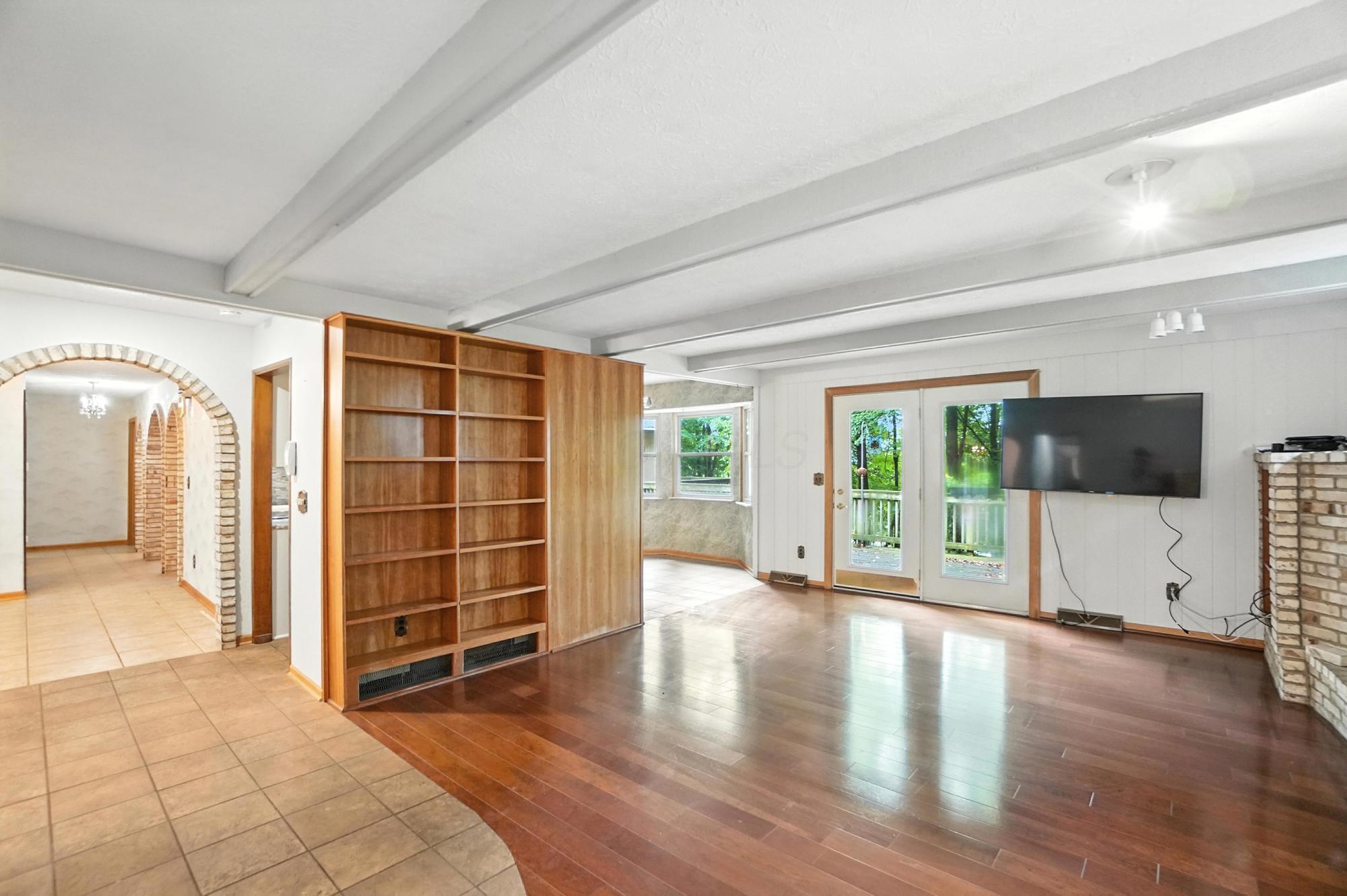 6253 Headley Heights Court