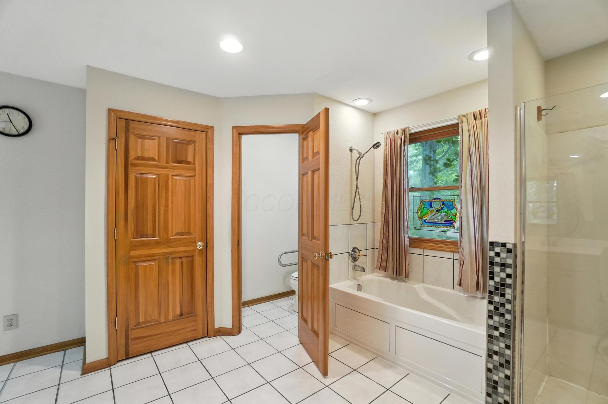 6253 Headley Heights Court