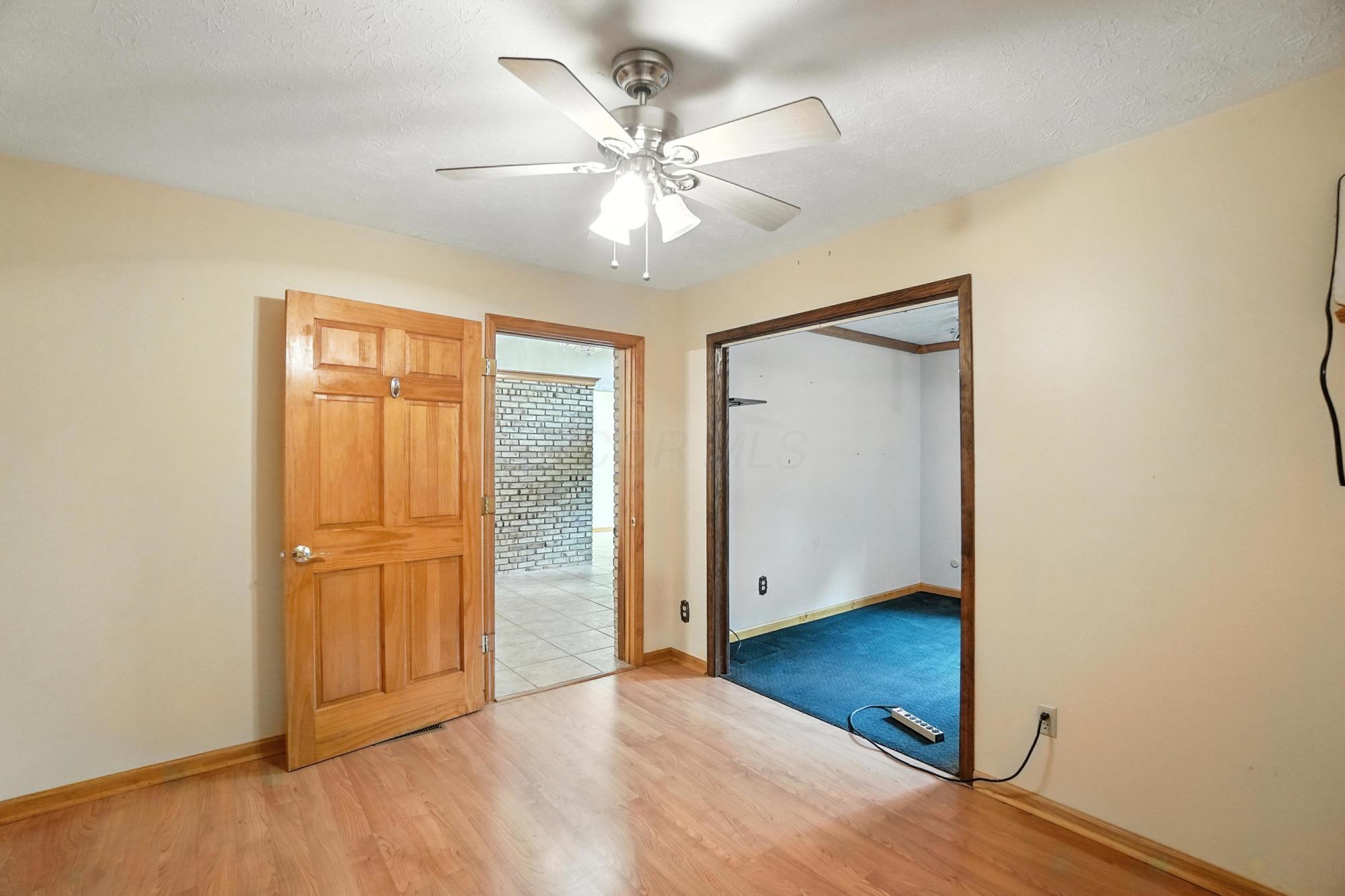 6253 Headley Heights Court