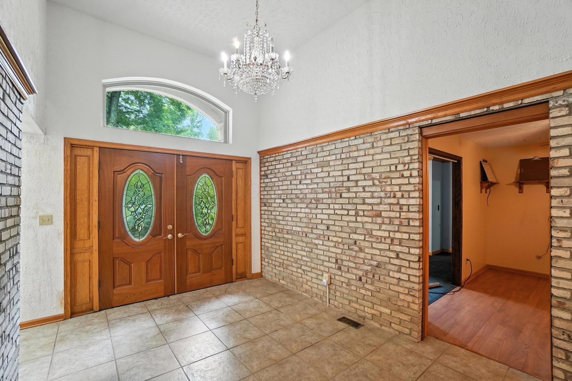 6253 Headley Heights Court