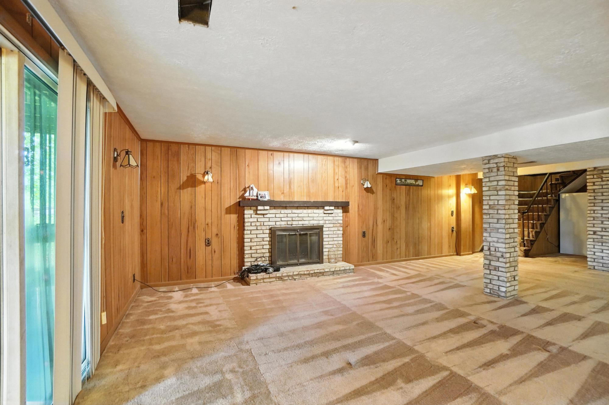 6253 Headley Heights Court