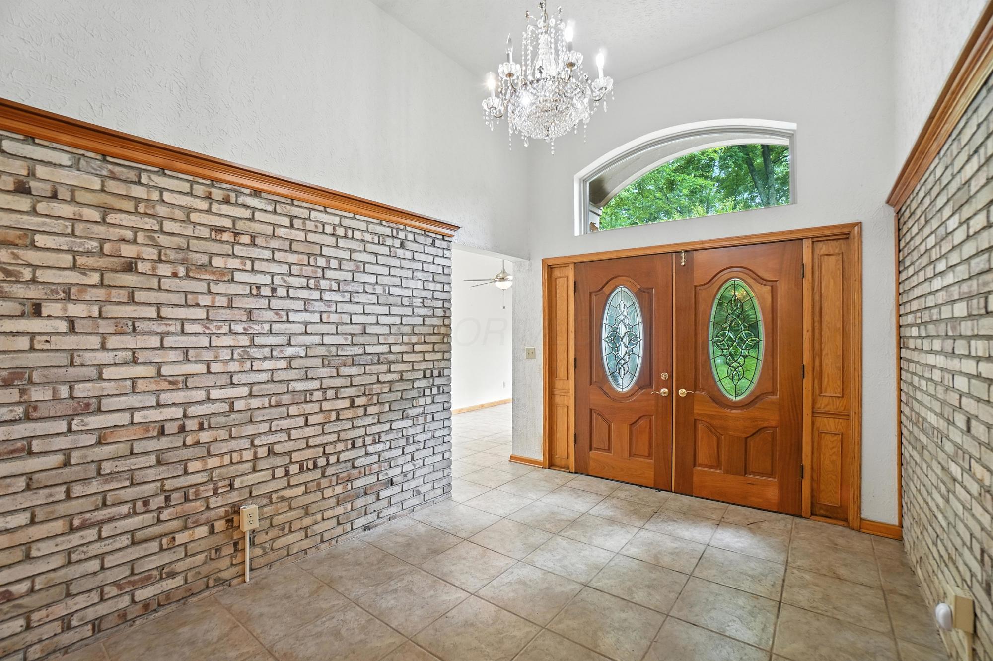 6253 Headley Heights Court